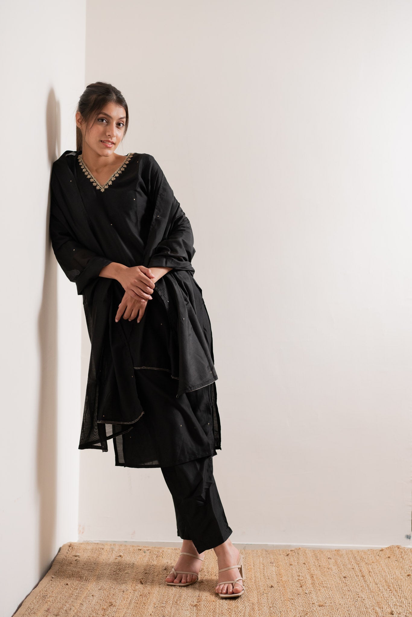 zena β kurta, pants & dupatta