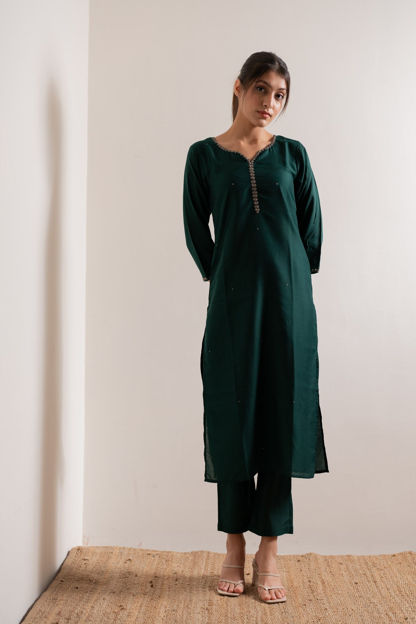 rooh β kurta, pants & dupatta