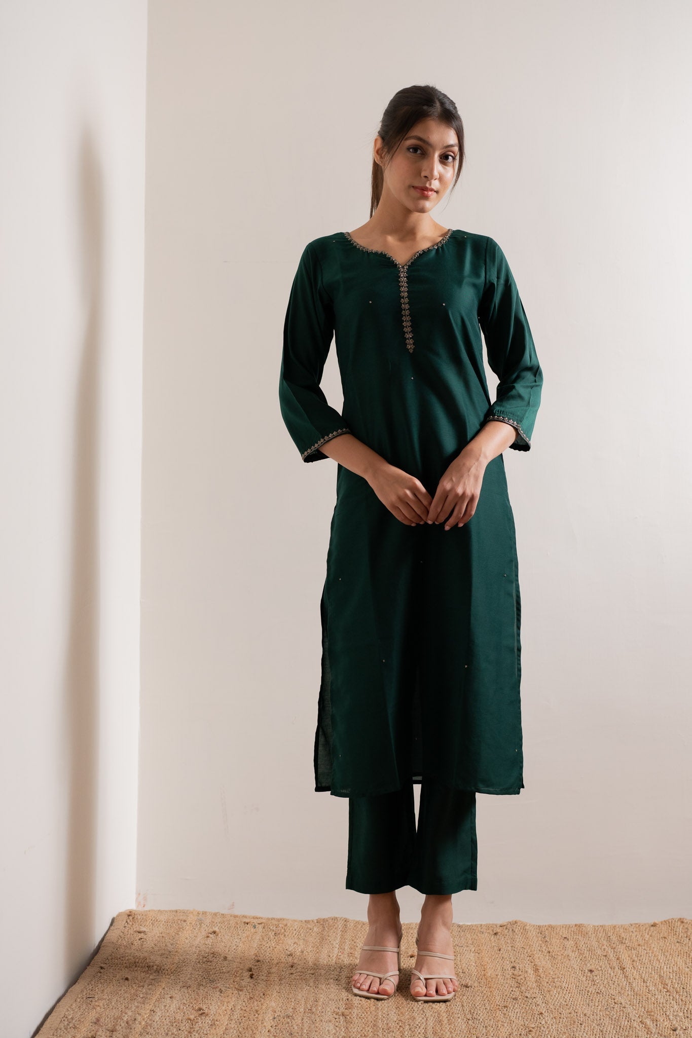 rooh β kurta, pants & dupatta