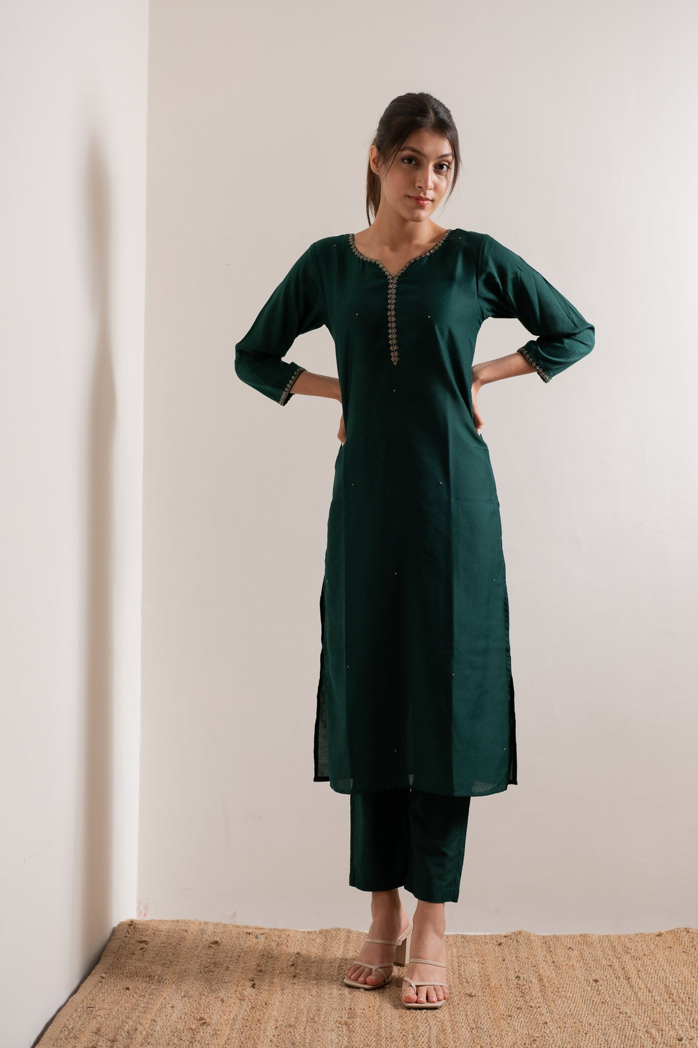 rooh β kurta, pants & dupatta