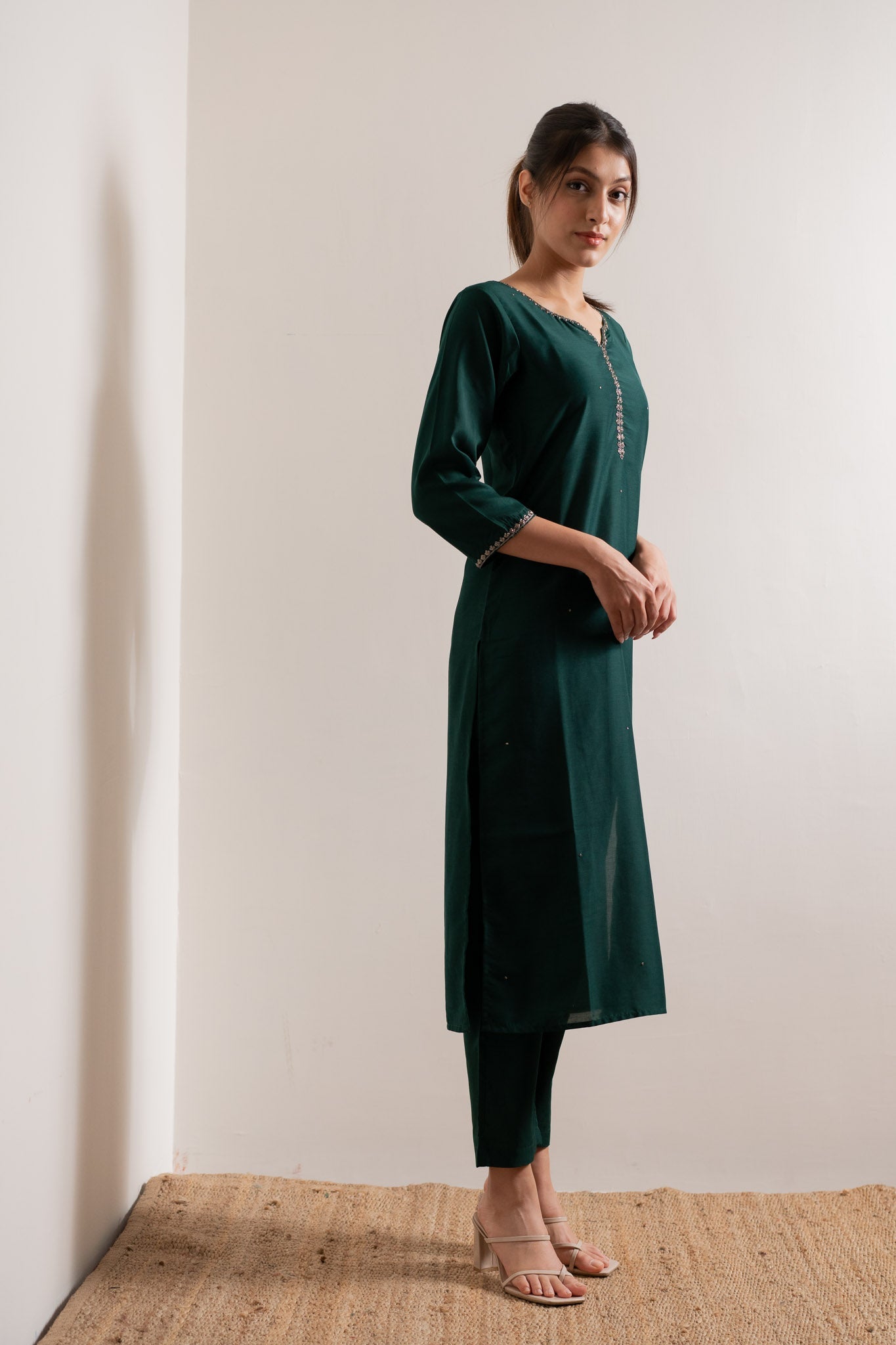 rooh β kurta, pants & dupatta