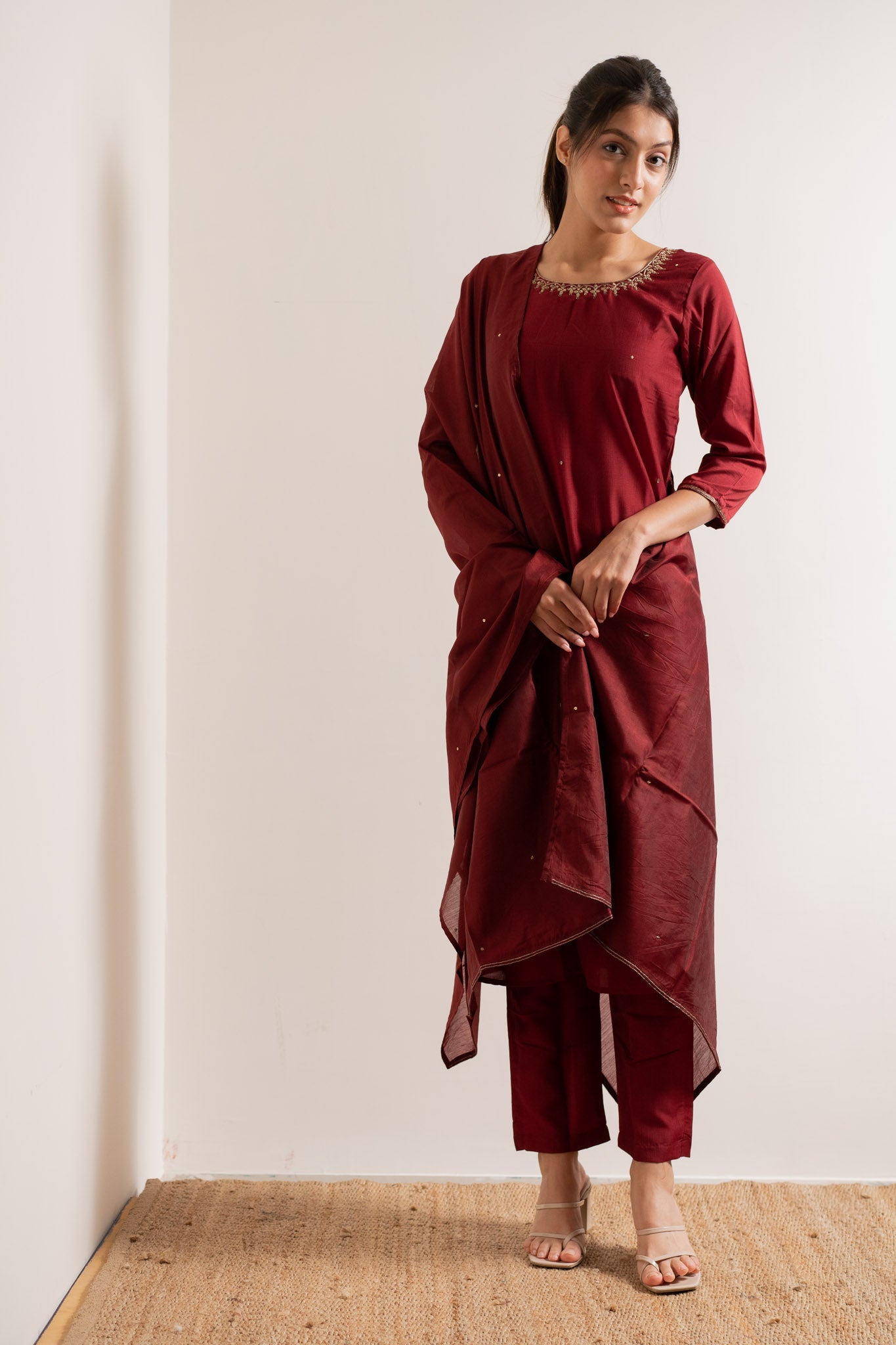 kamli β kurta, pants & dupatta