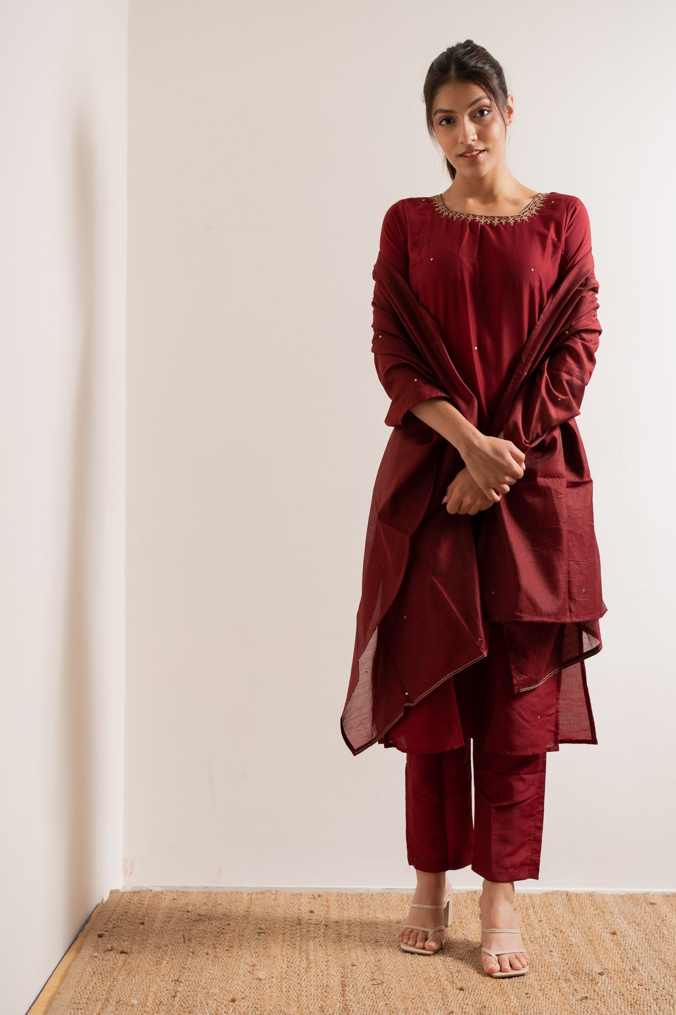 kamli β kurta, pants & dupatta