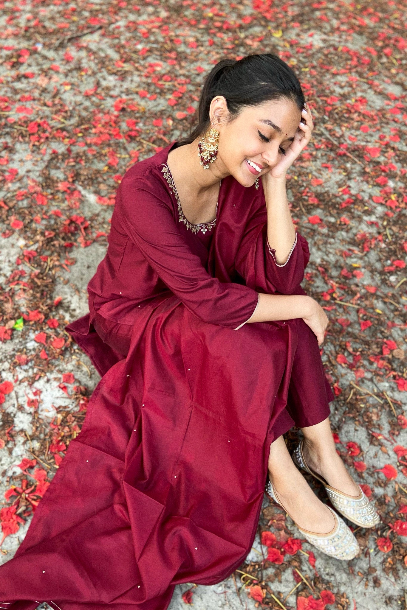 kamli β kurta, pants & dupatta