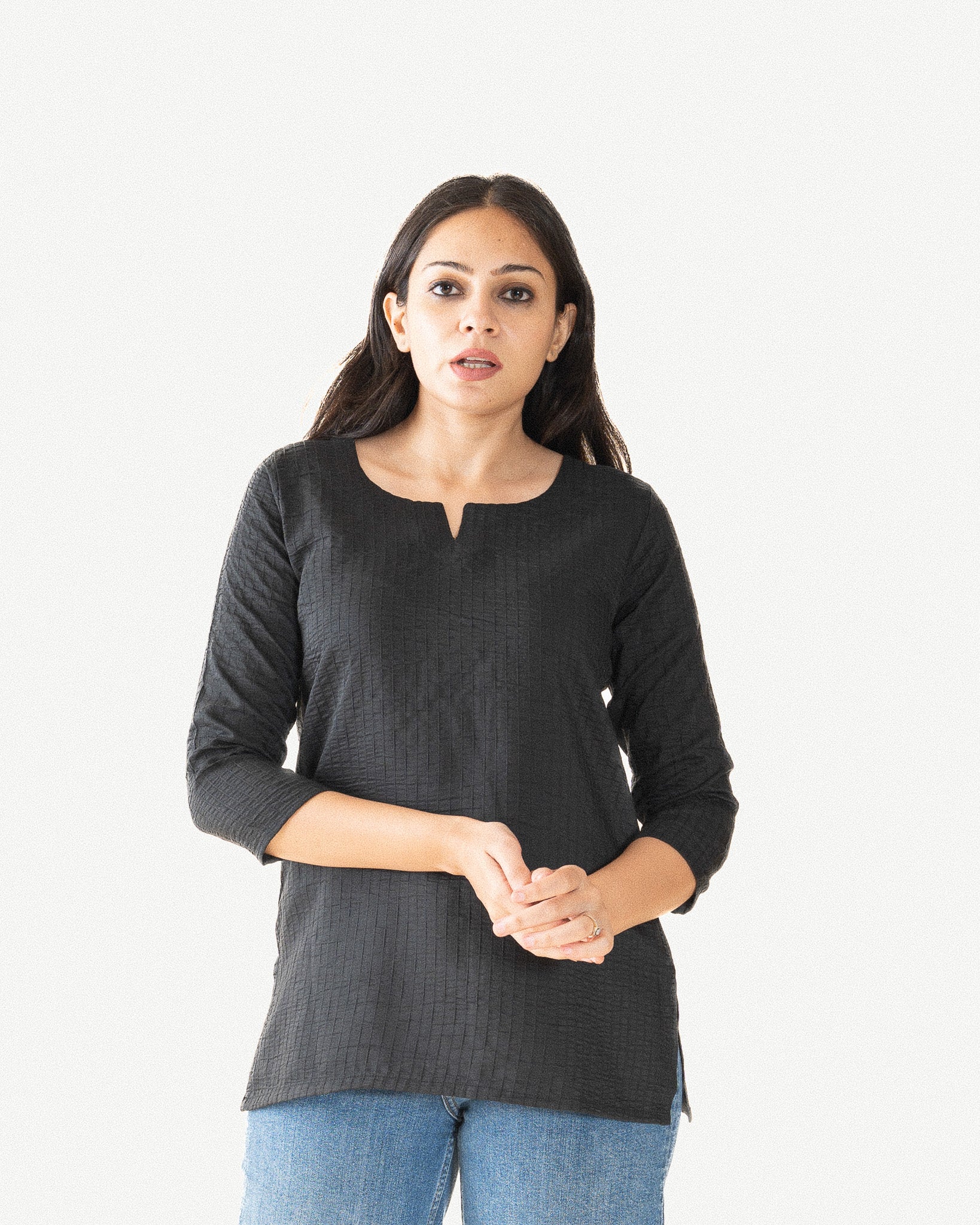 isha β short kurta