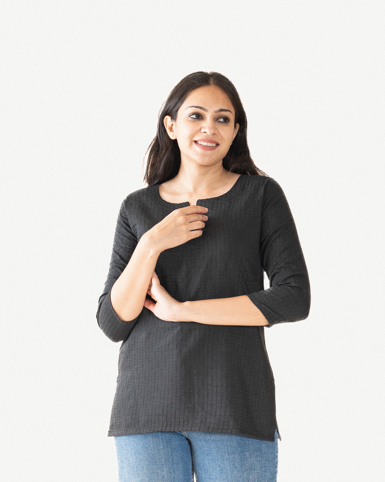 isha β short kurta