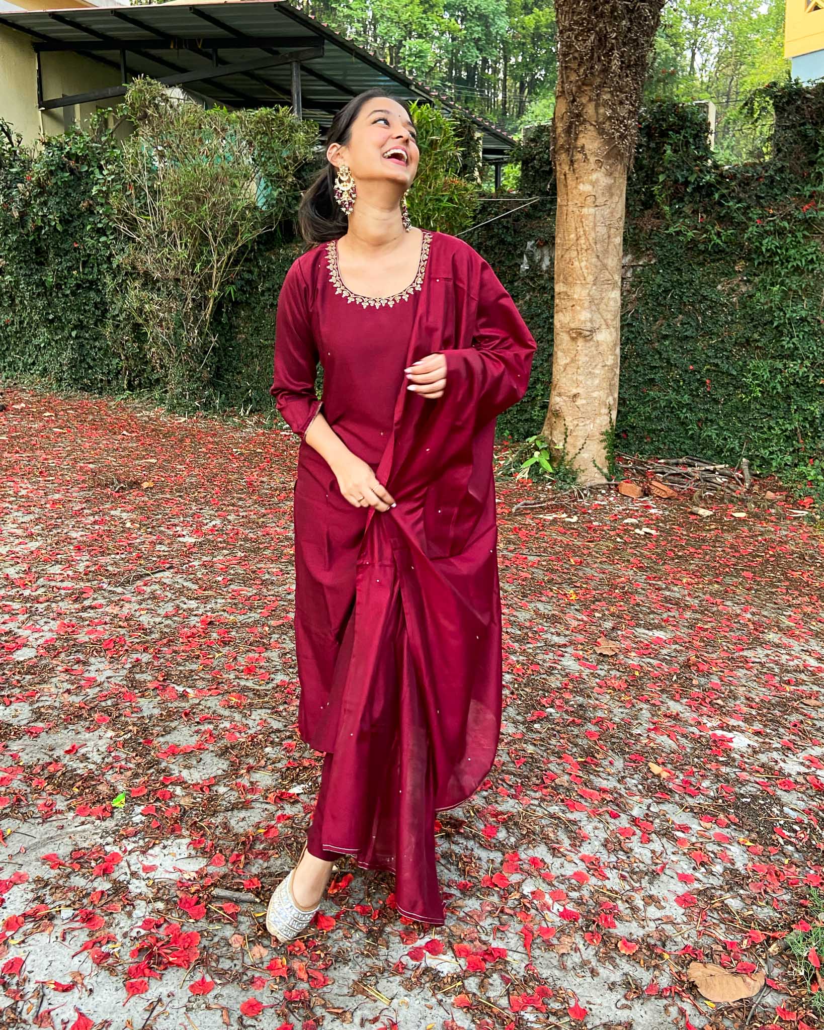 kamli β kurta, pants & dupatta