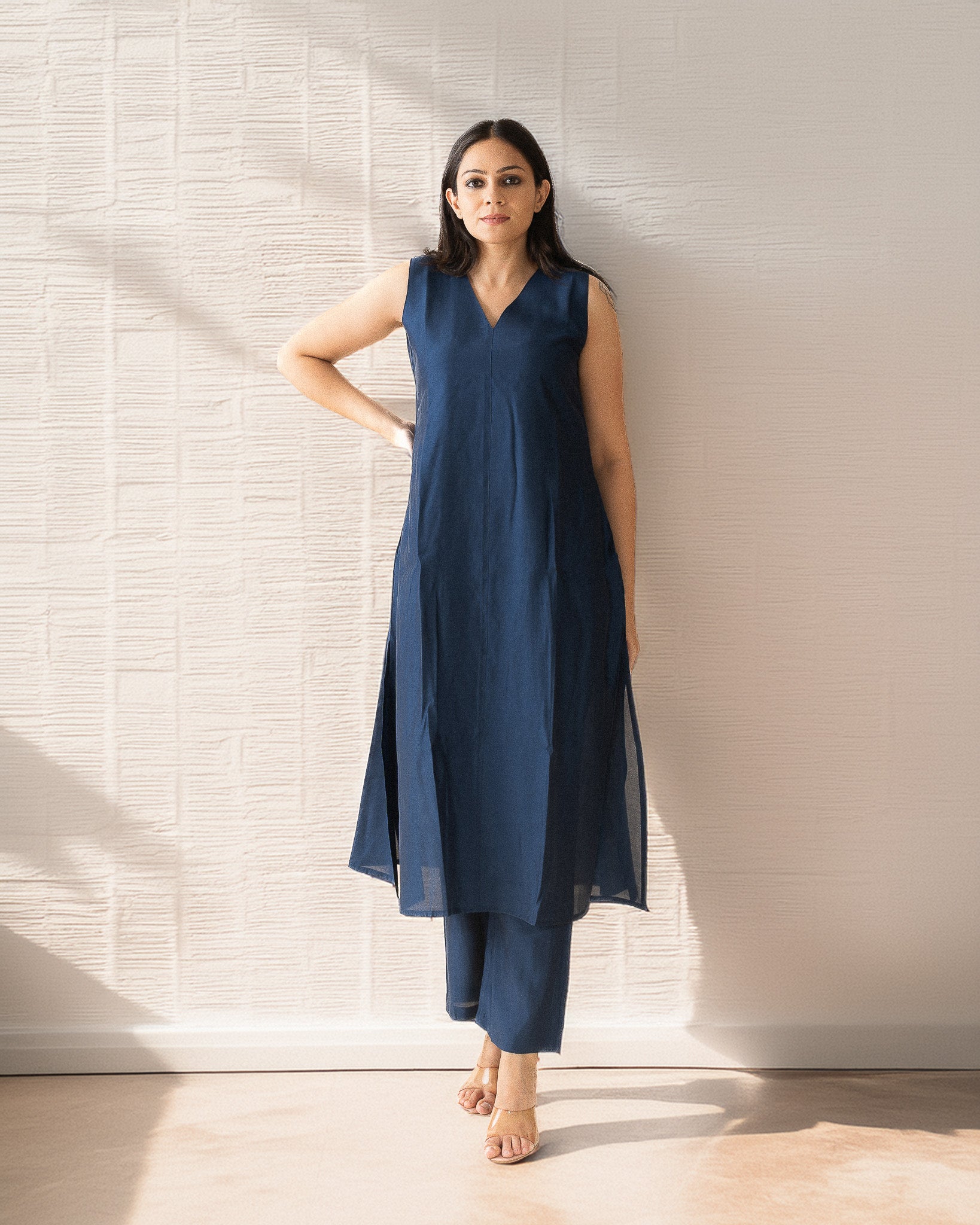 neel β kurta & pants