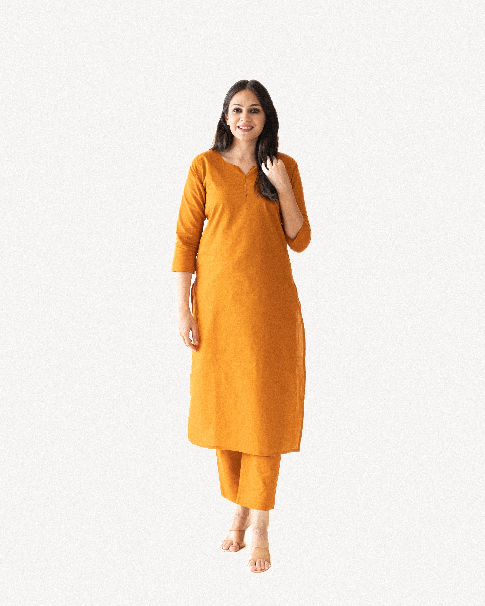 risa β kurta & pants