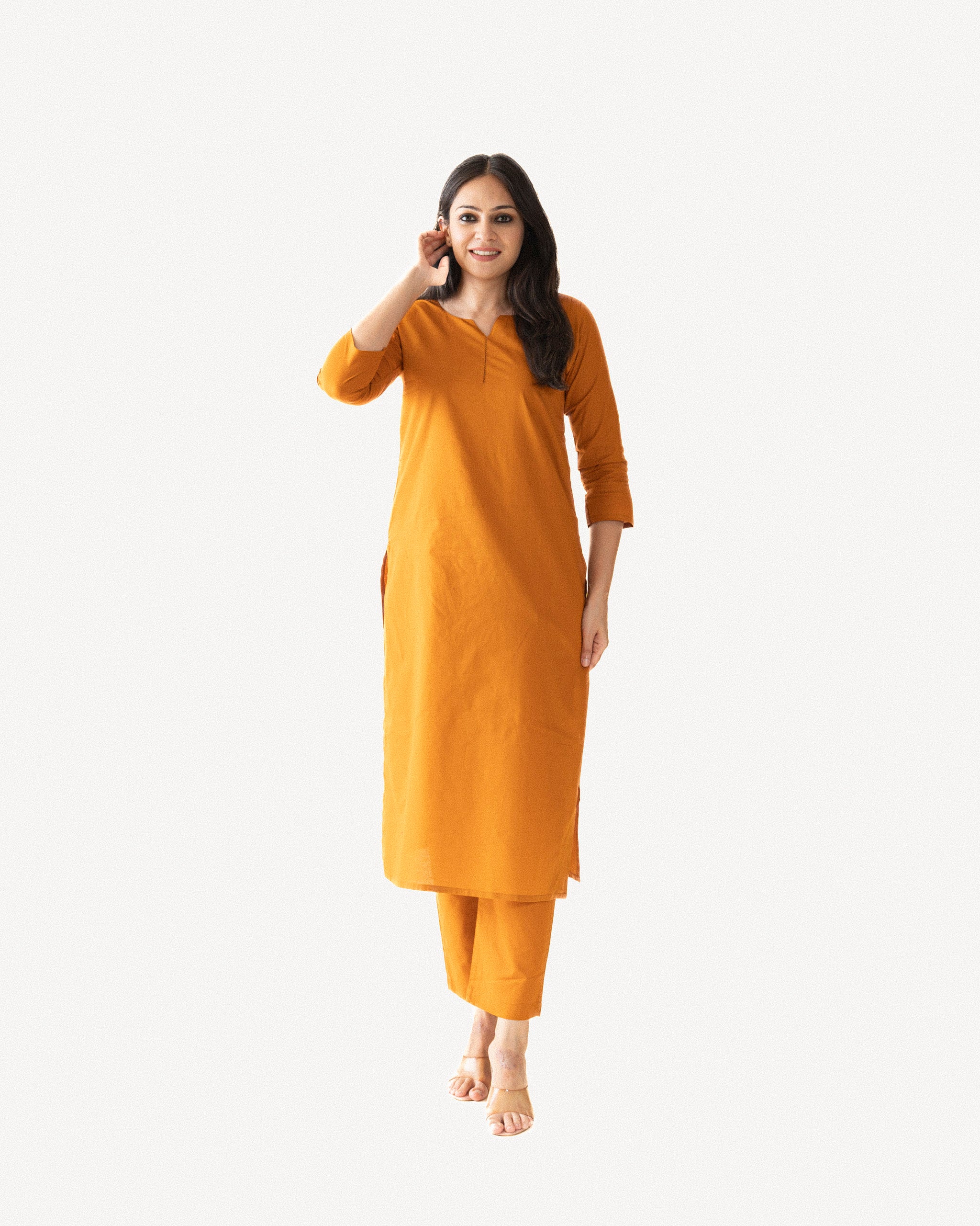 risa β kurta & pants