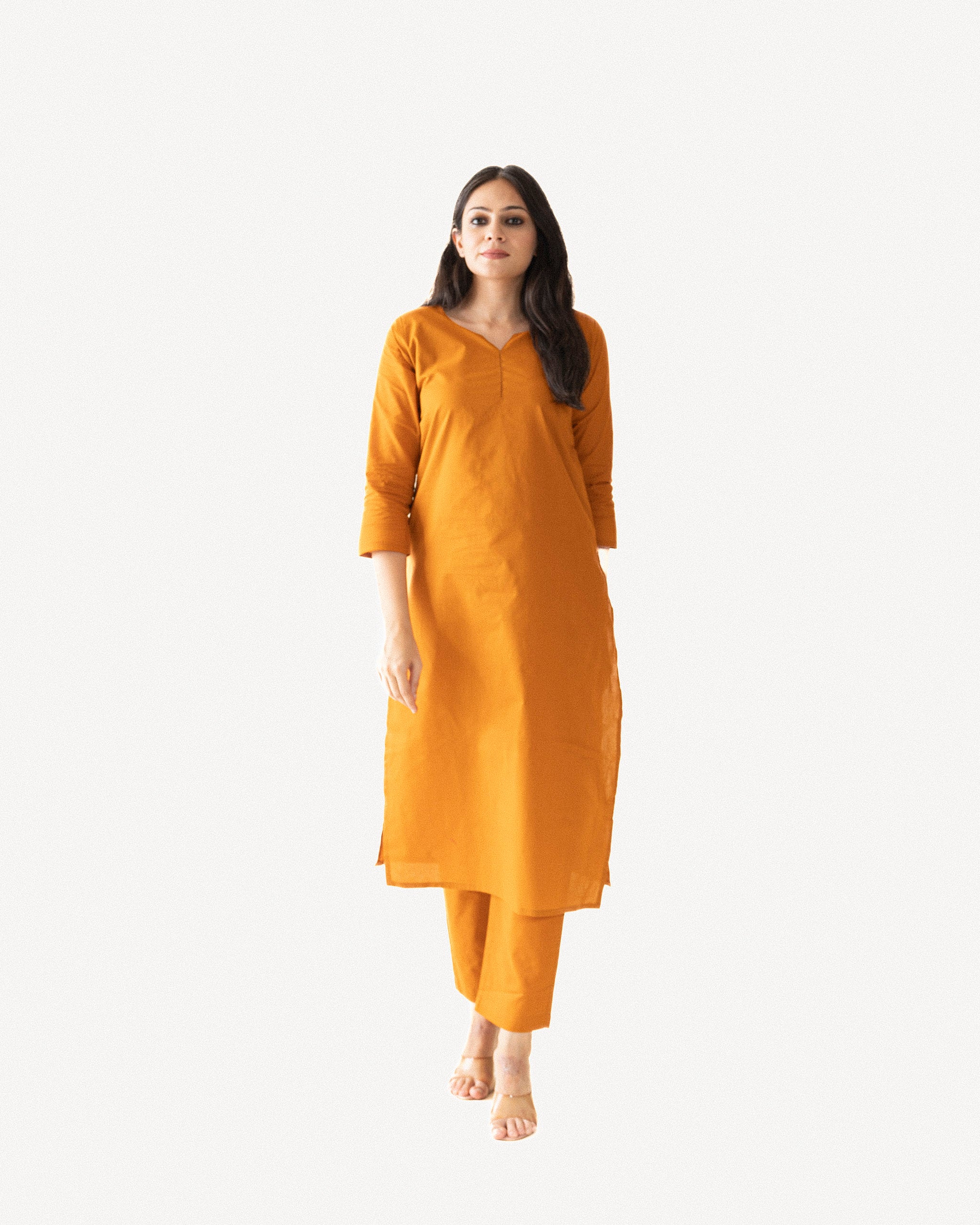 risa β kurta & pants
