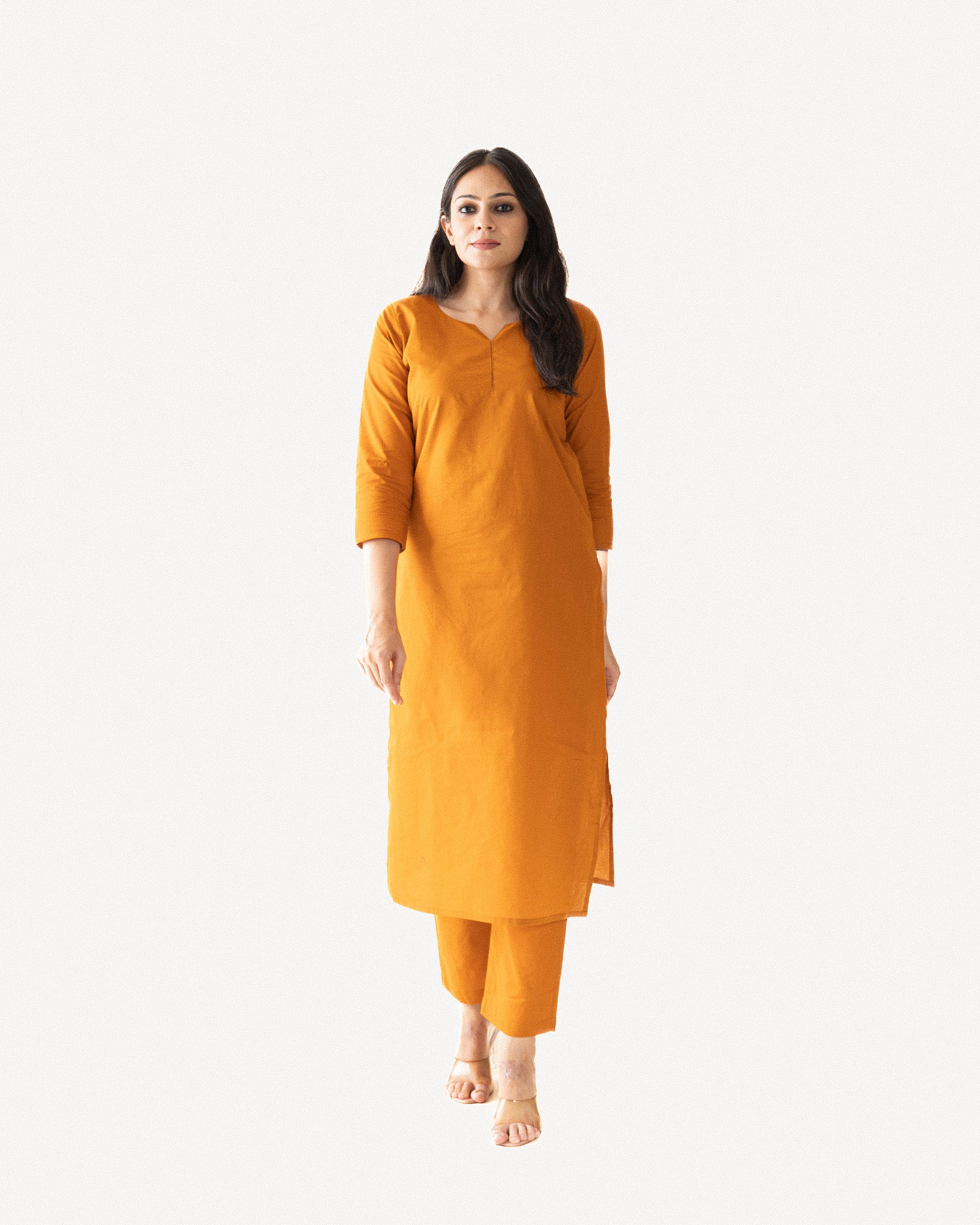 risa β kurta & pants