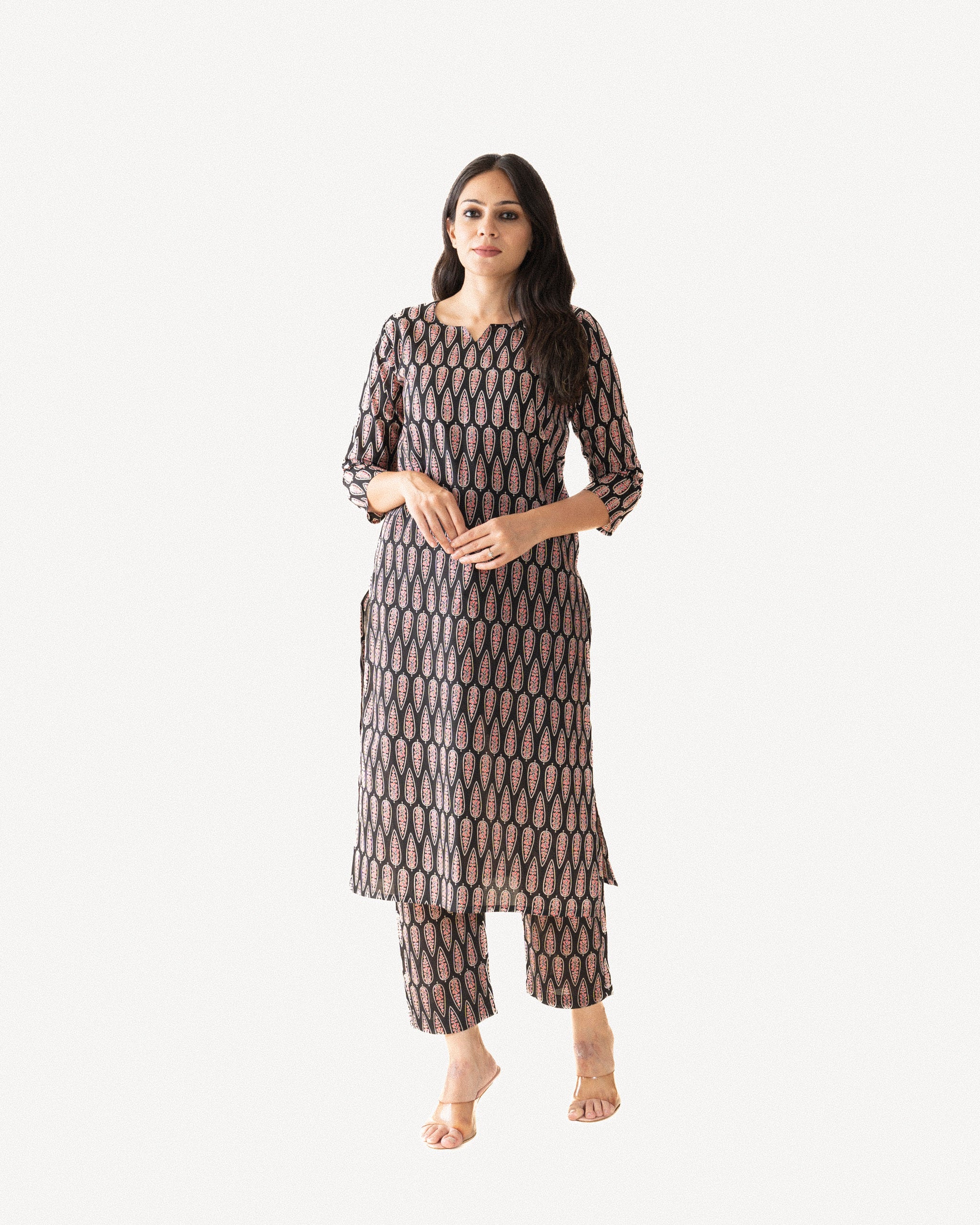 zaara β kurta & pants