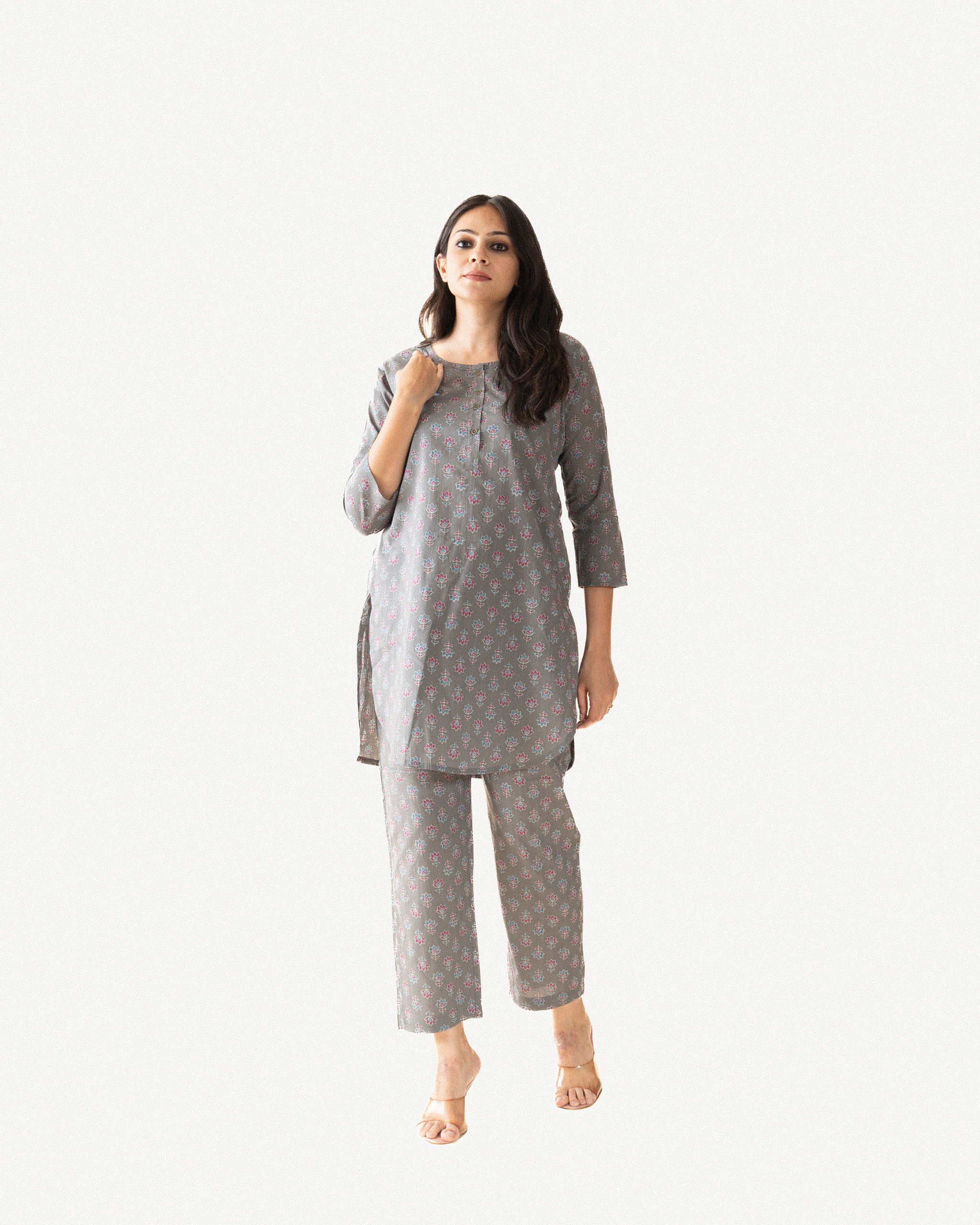 ekanya β kurta & pants