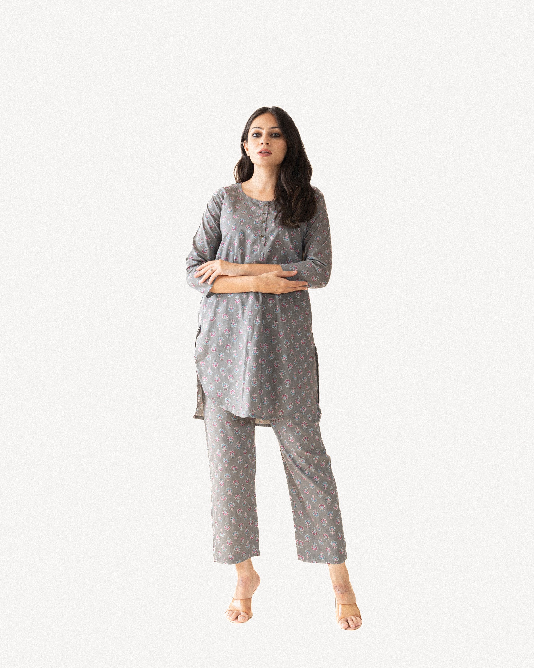 ekanya β kurta & pants