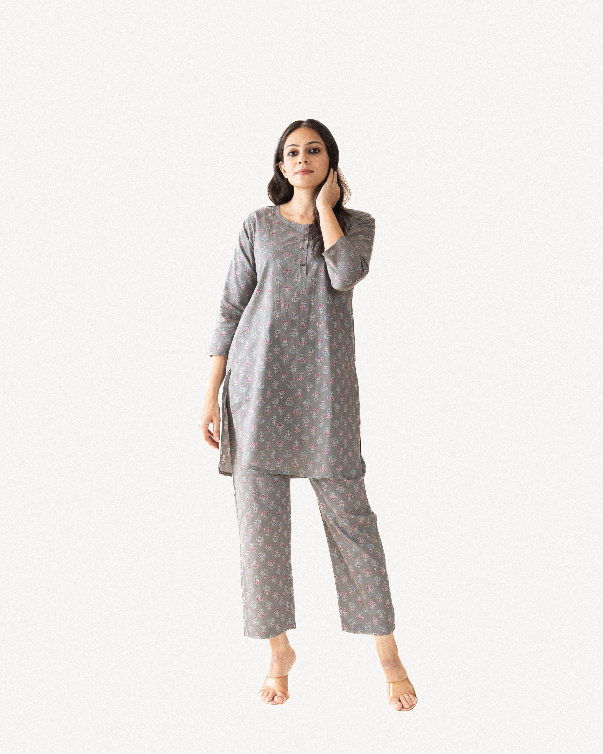 ekanya β kurta & pants