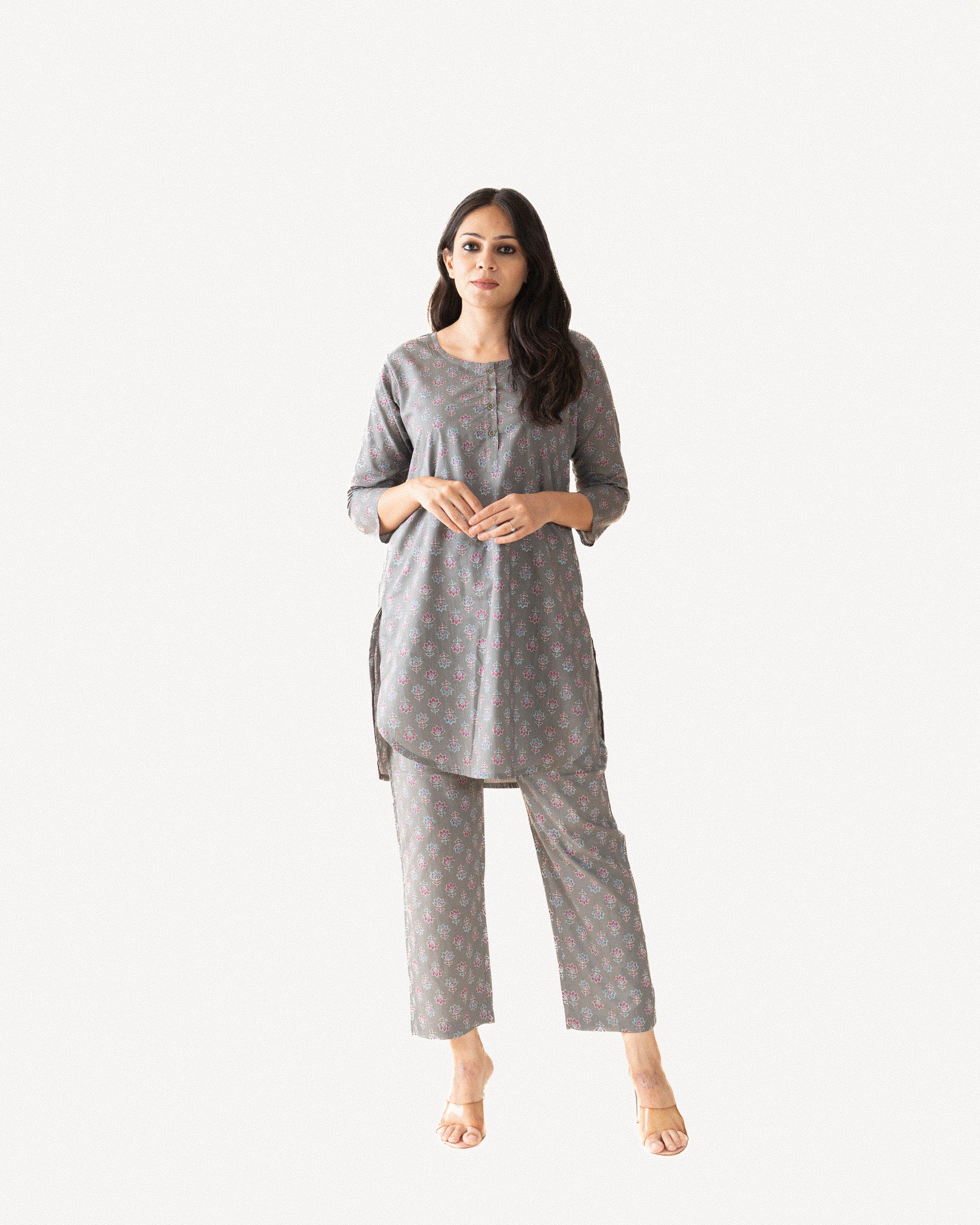 ekanya β kurta & pants