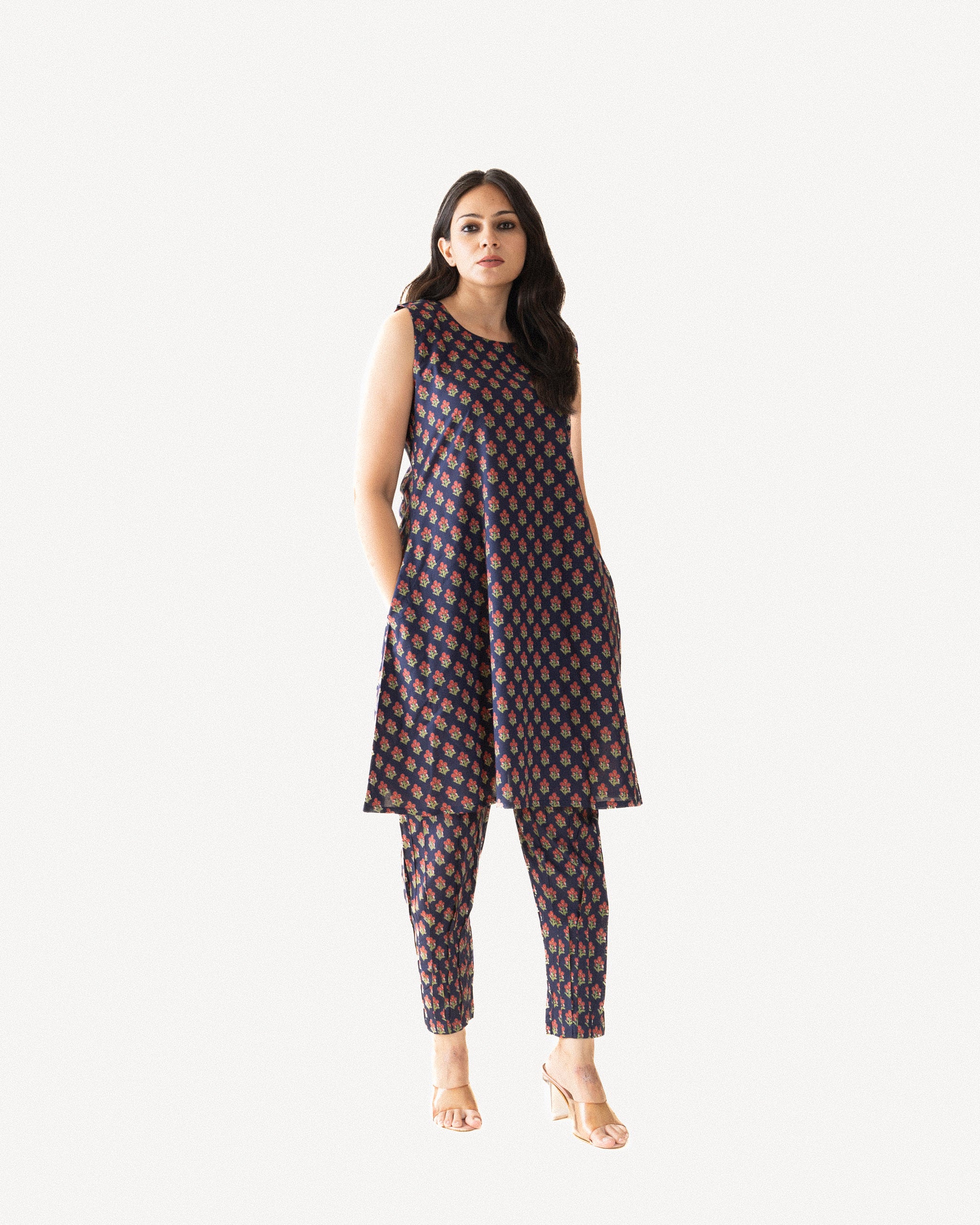 naseem β kurta & pants