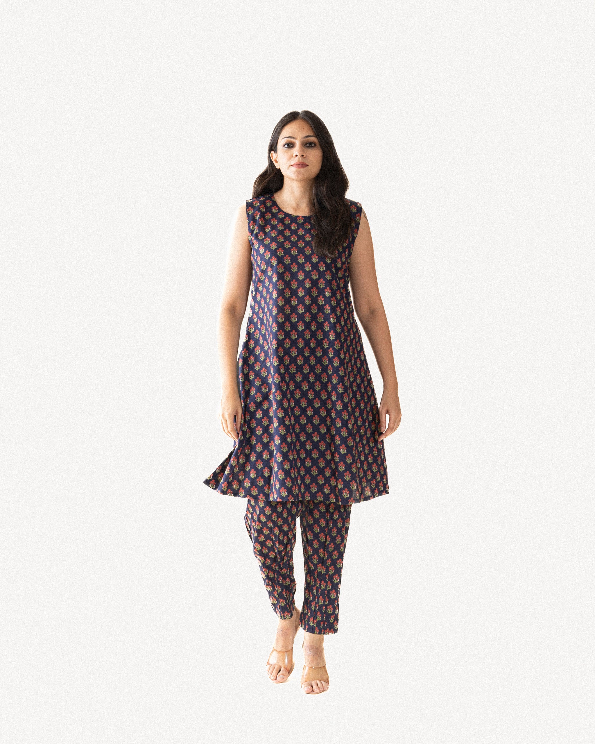 naseem β kurta & pants