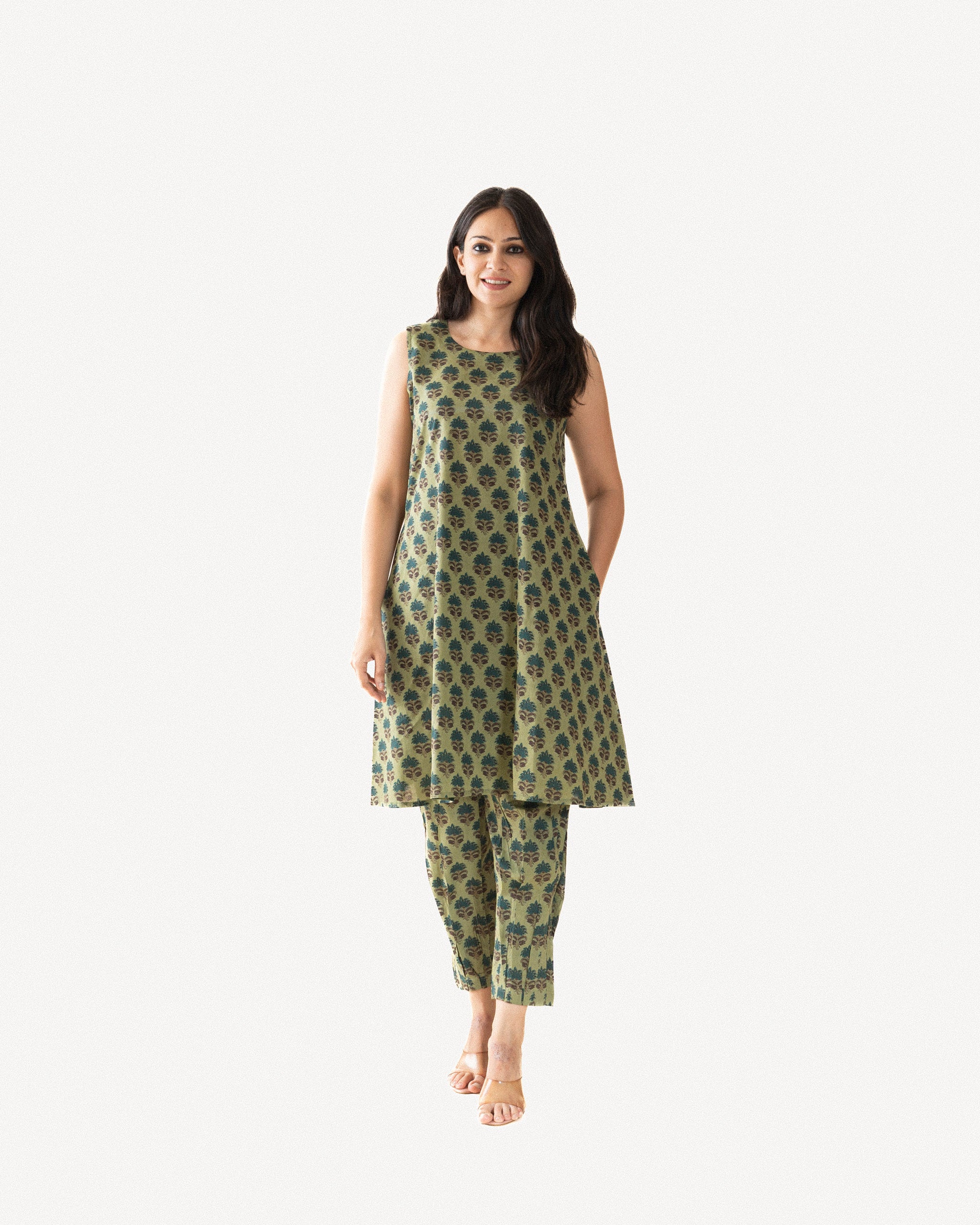 drishti β kurta & pants