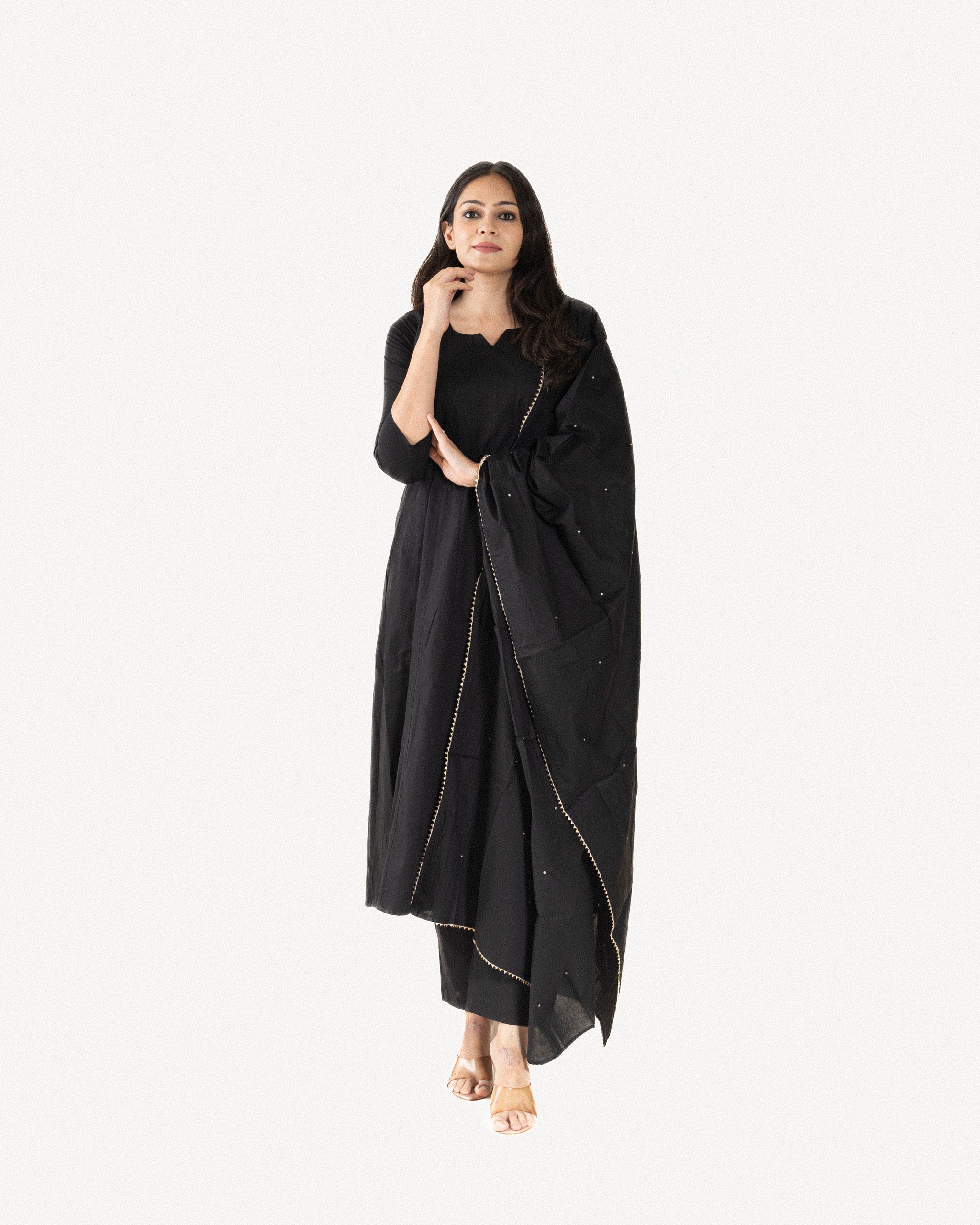 sayyah β kurta, pants & dupatta