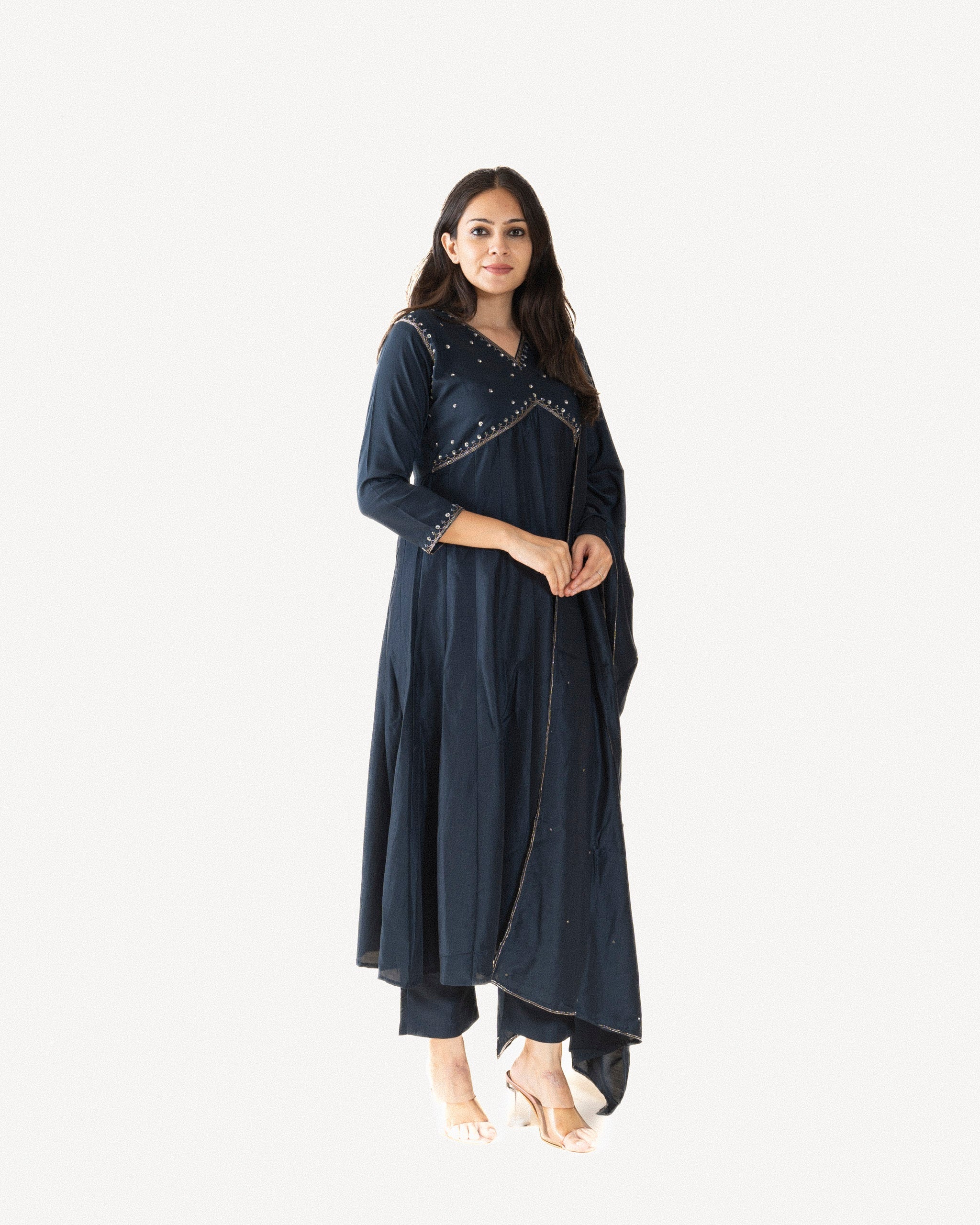 chaaya β kurta, pants & dupatta
