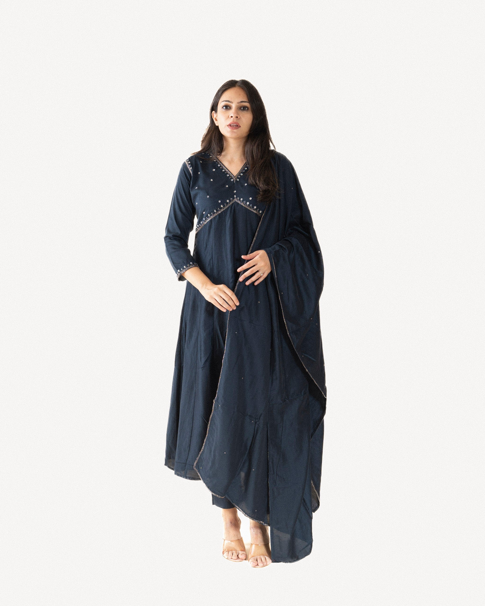 chaaya β kurta, pants & dupatta