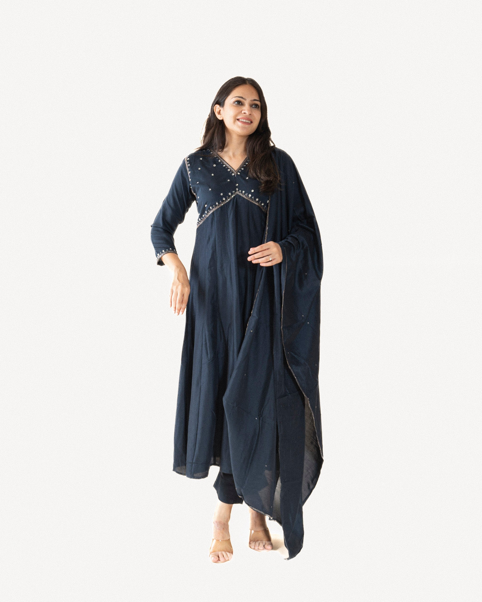 chaaya β kurta, pants & dupatta