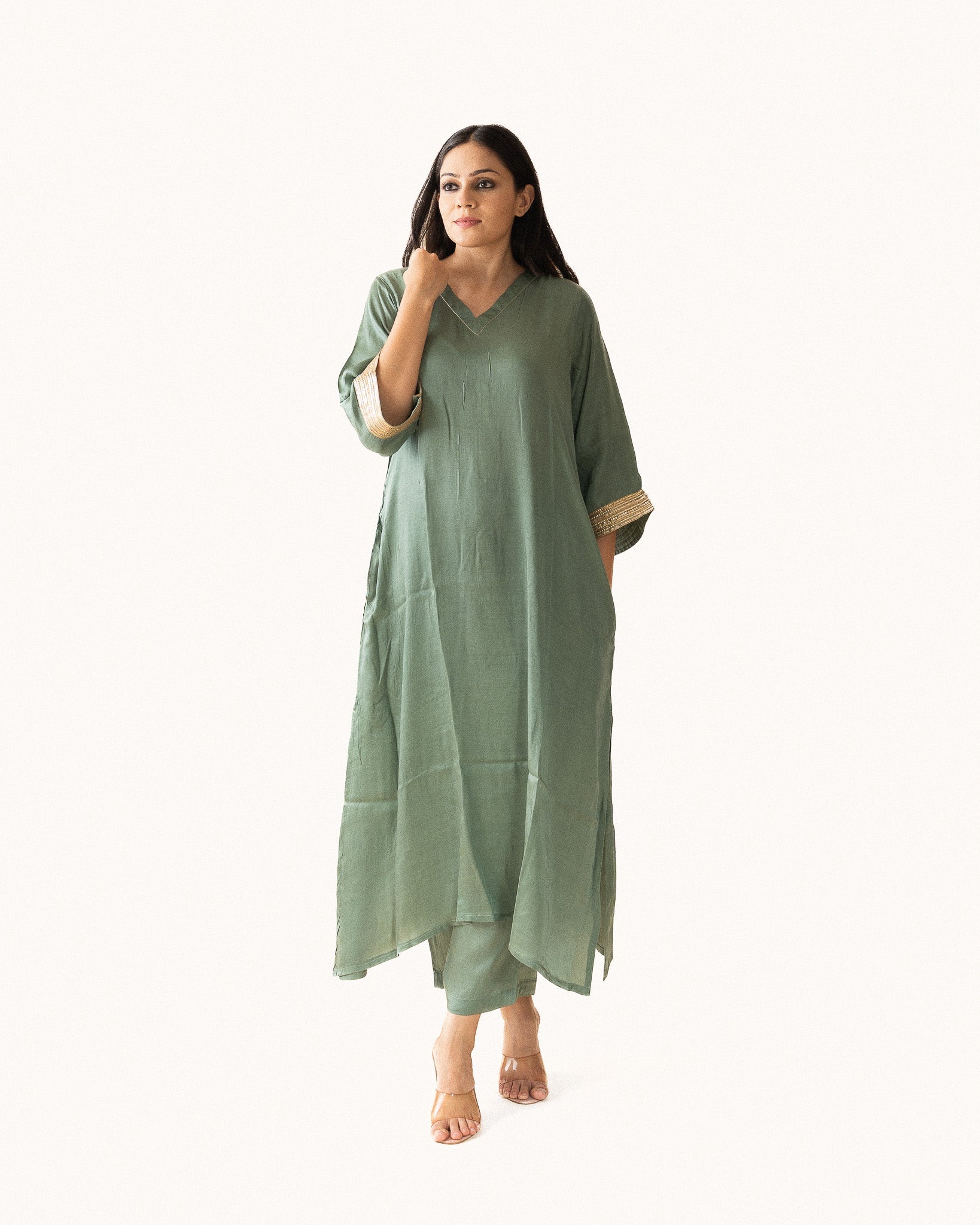 nazar β kurta & pants