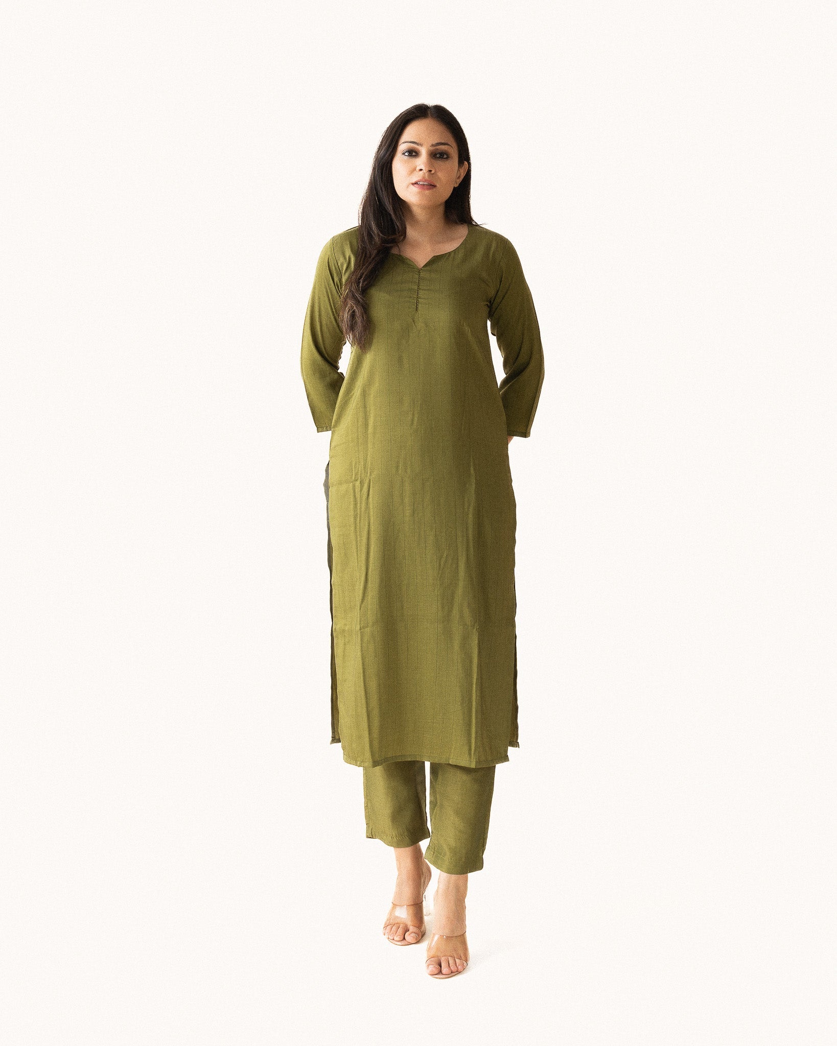 saami β kurta & pants