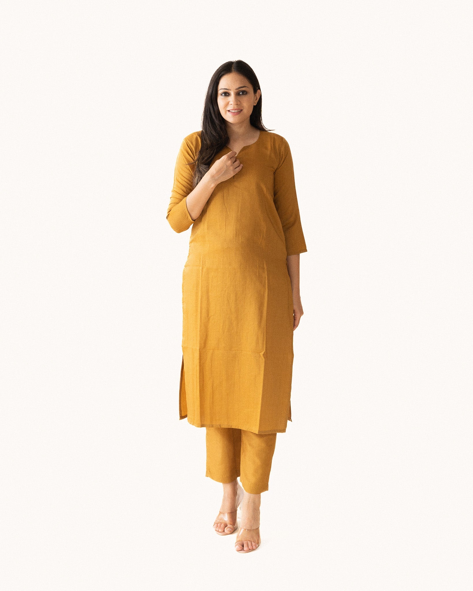 resham β kurta & pants