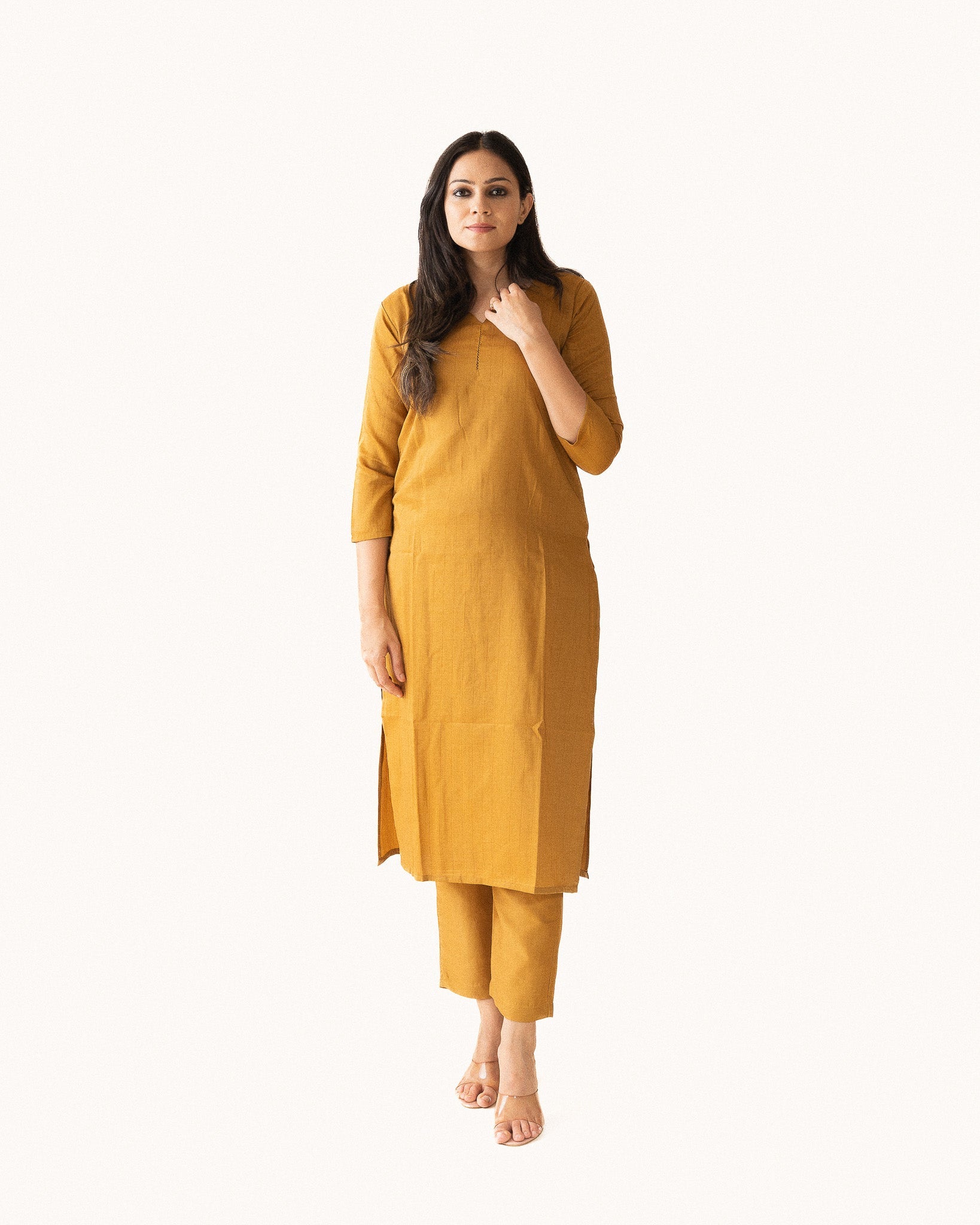 resham β kurta & pants