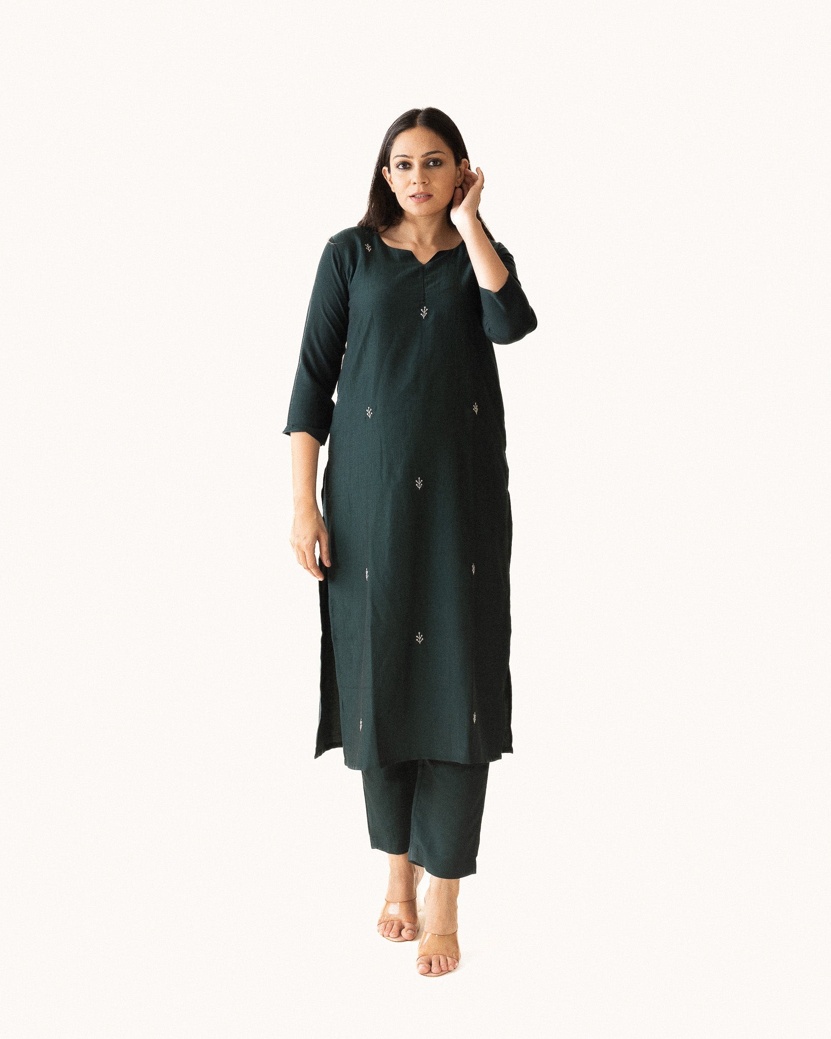 rukh β kurta & pants