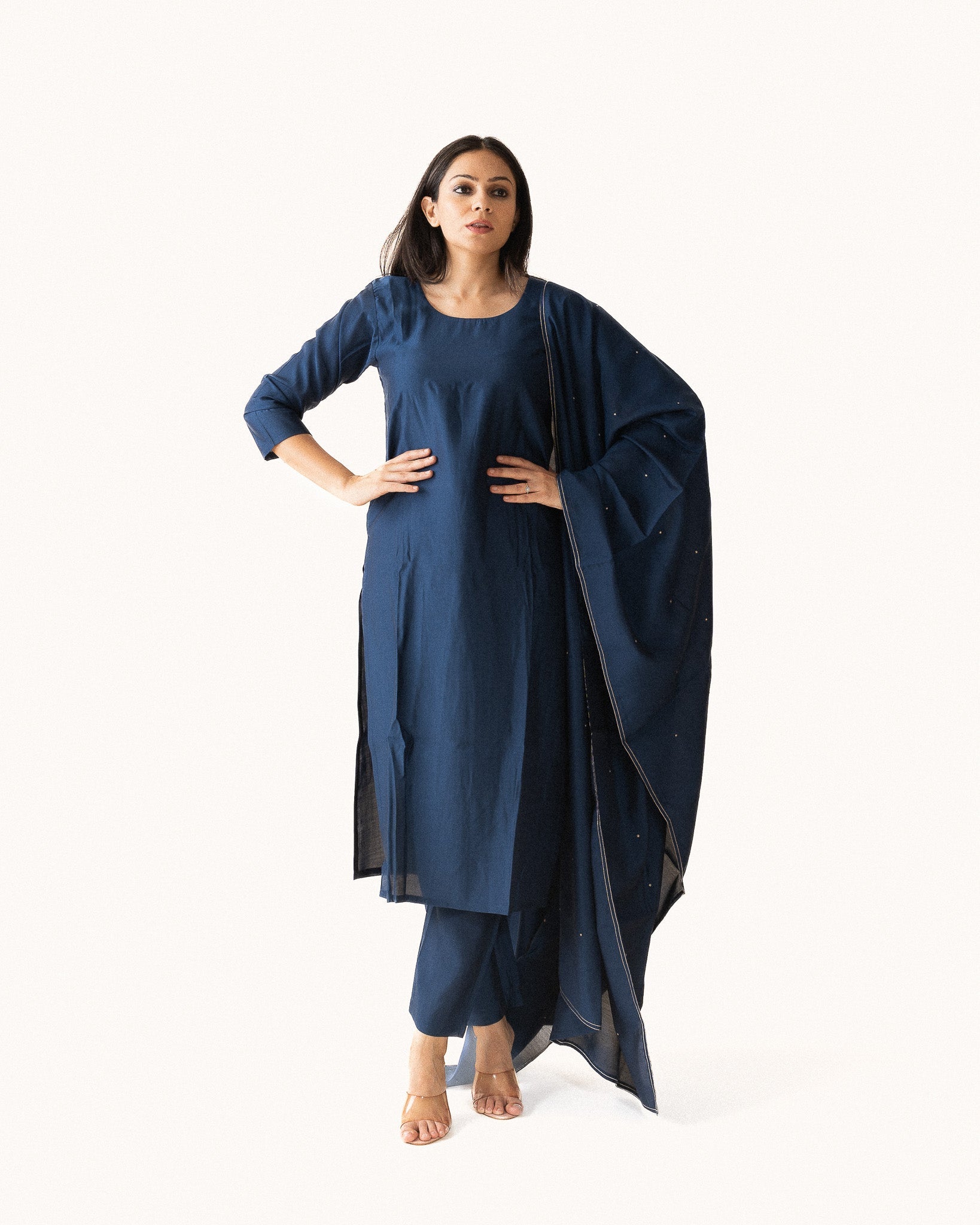 tirth β kurta, pants & dupatta