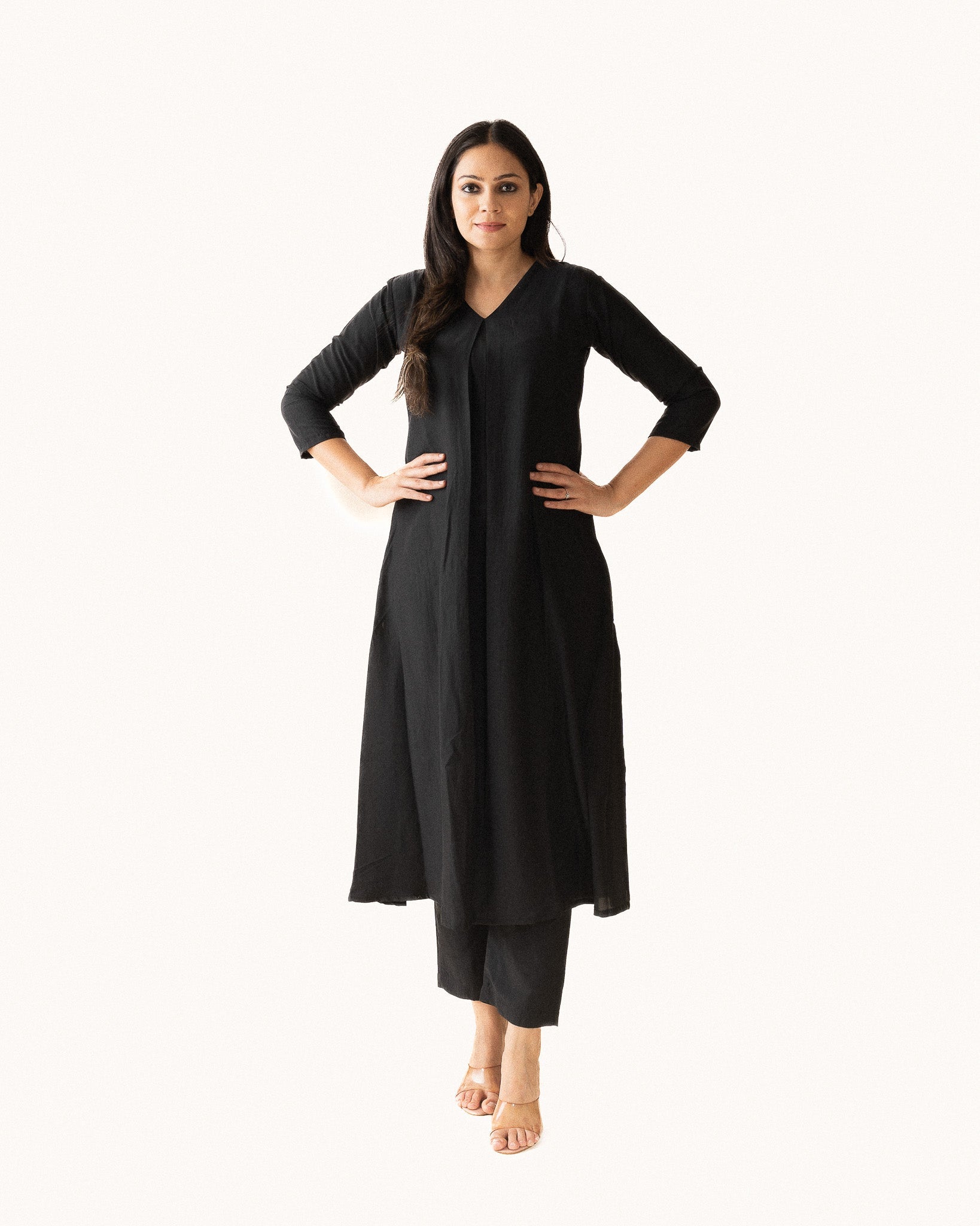 swara β kurta & pants