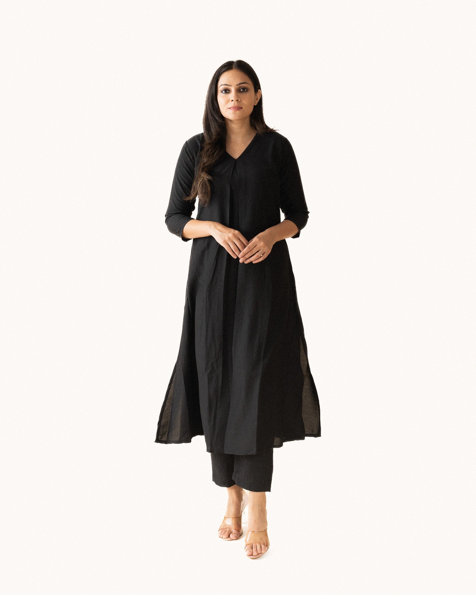 swara β kurta & pants