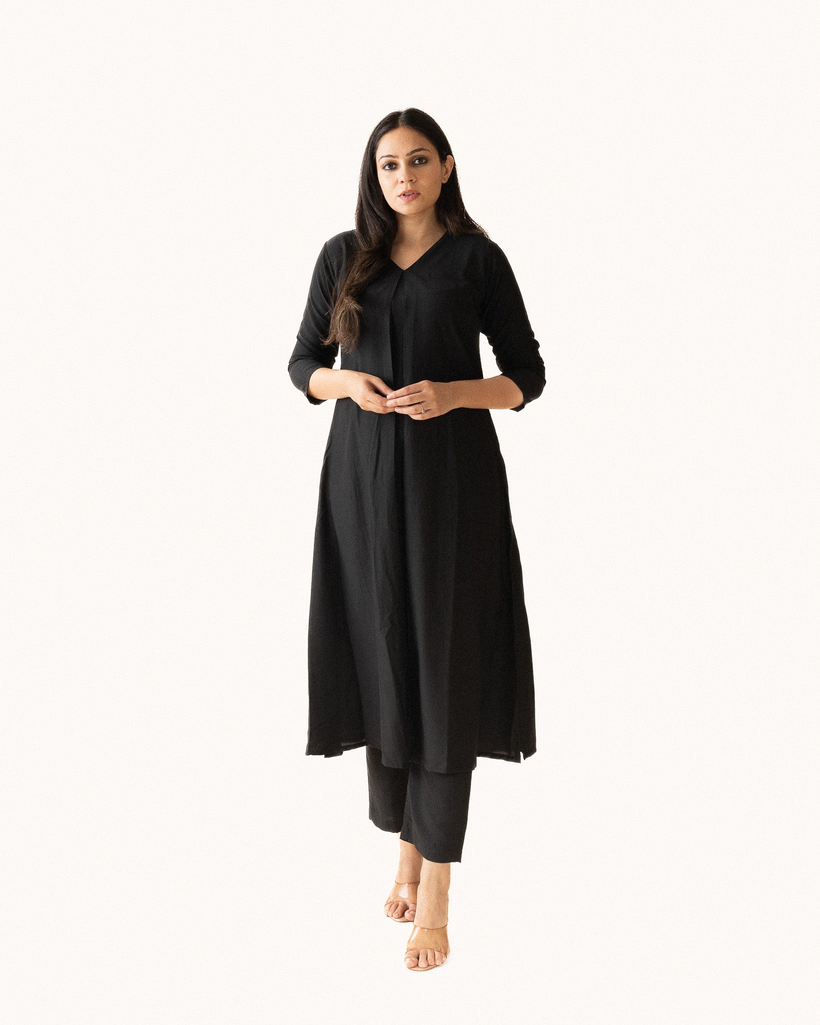 swara β kurta & pants