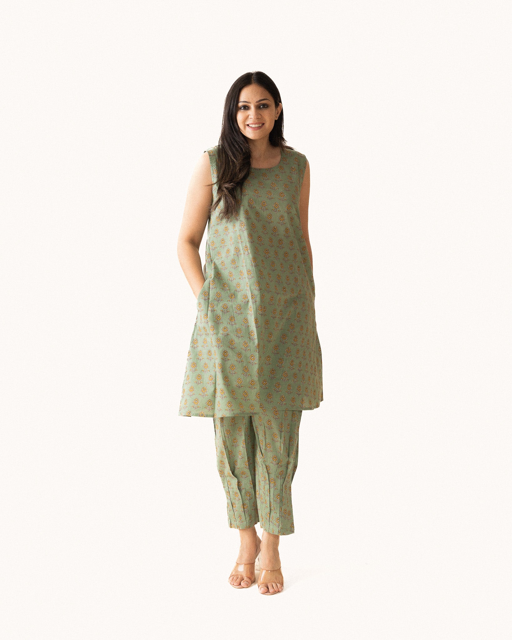 champa β kurta & pants