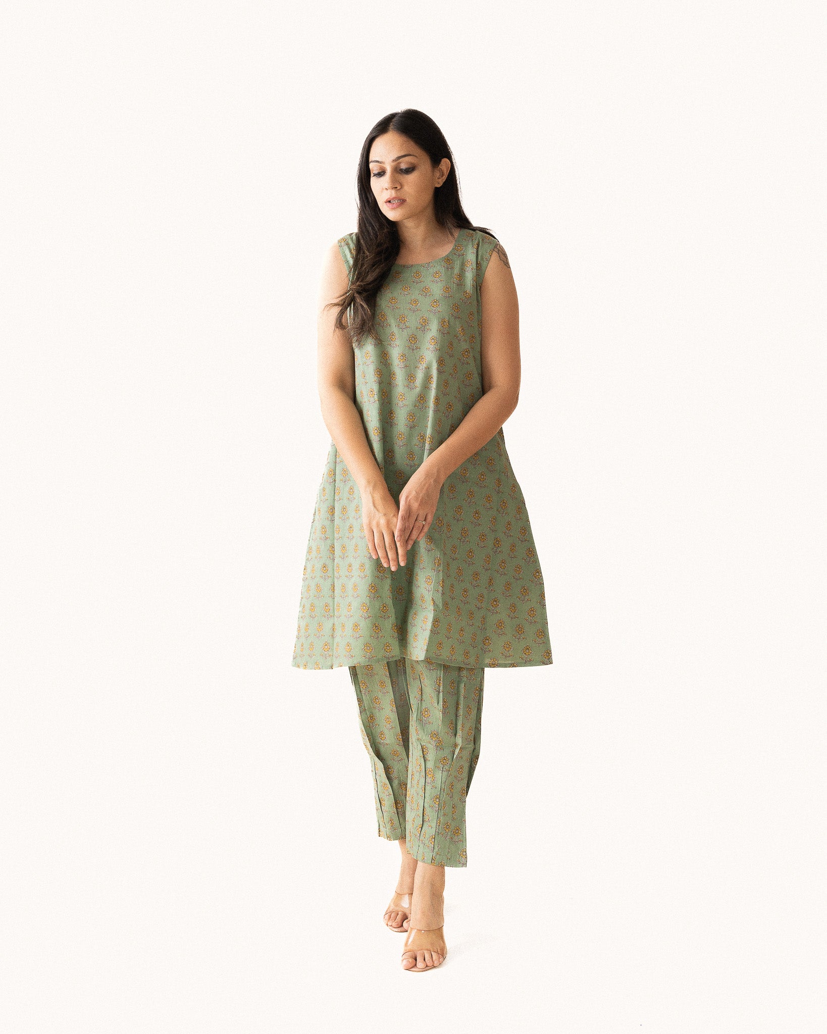 champa β kurta & pants