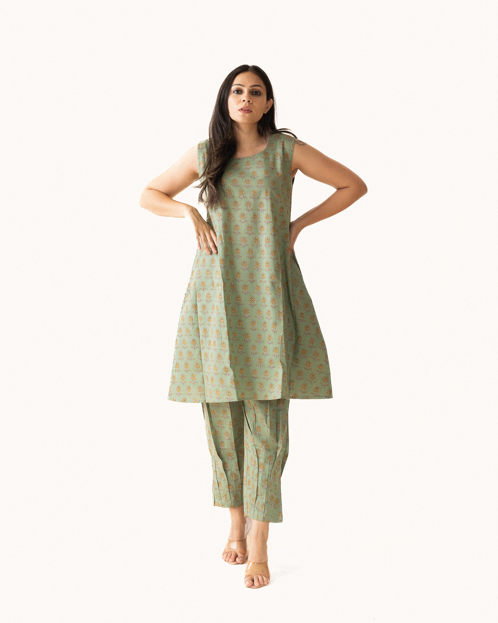 champa β kurta & pants