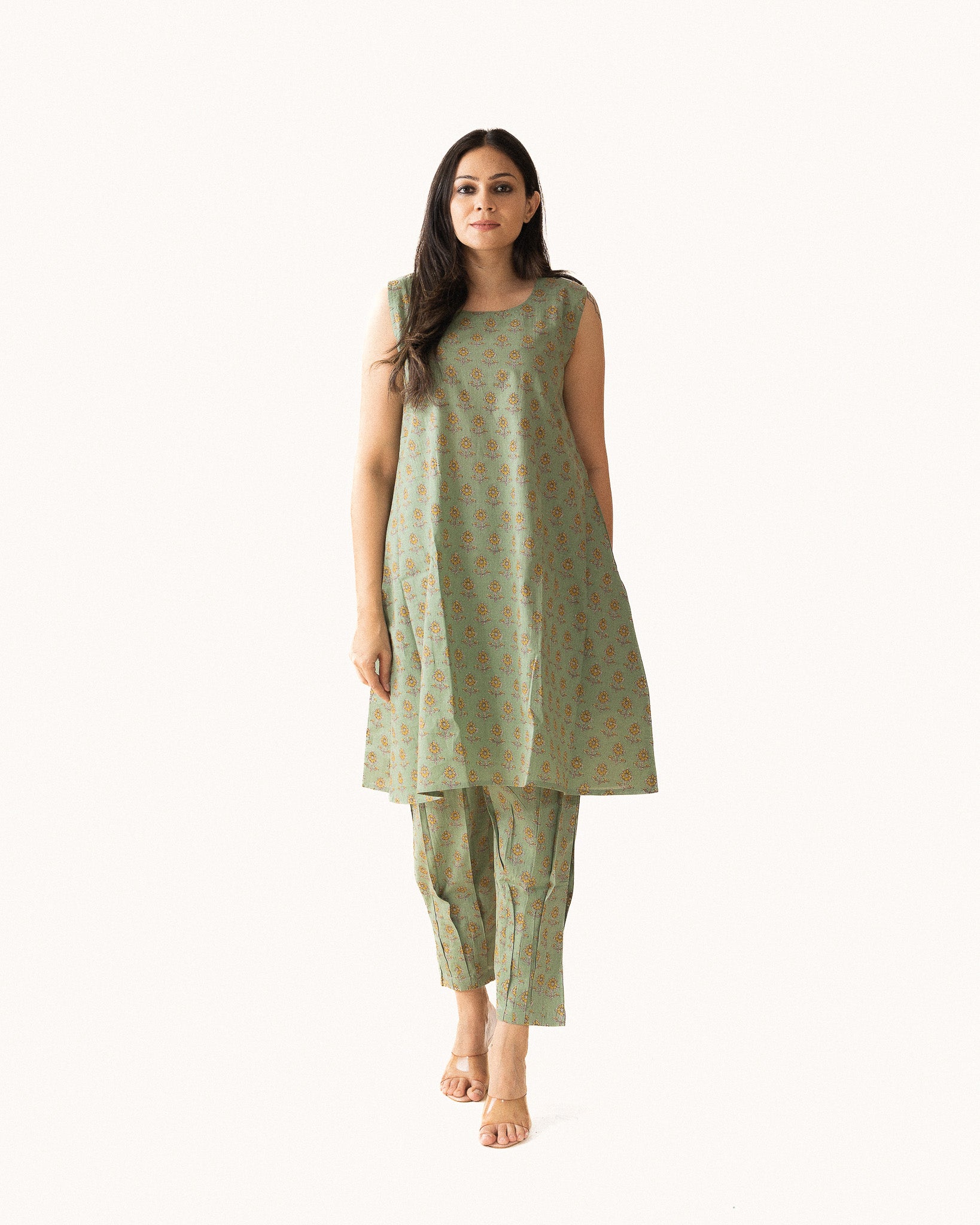 champa β kurta & pants
