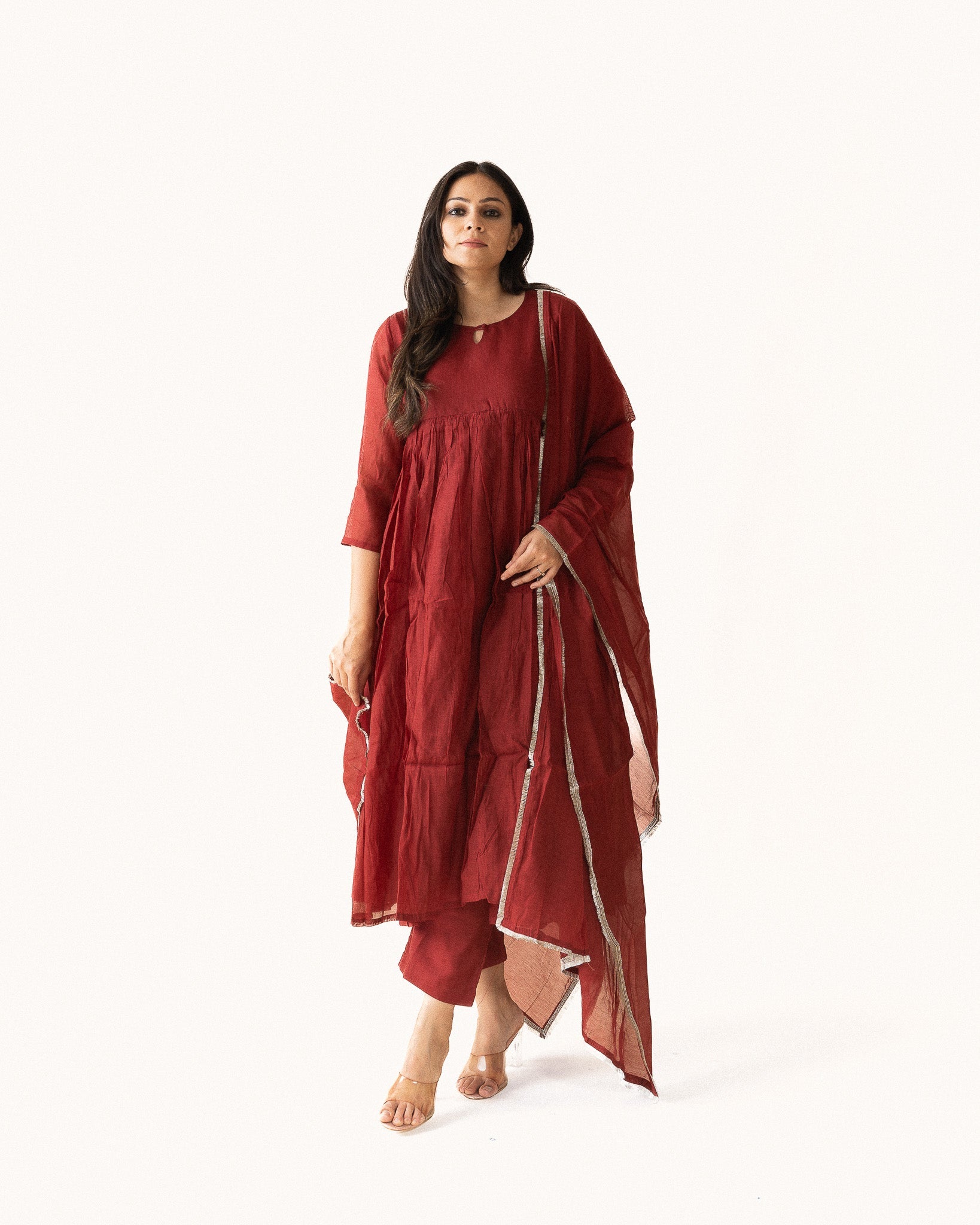 jhoom β kurta, pants & dupatta