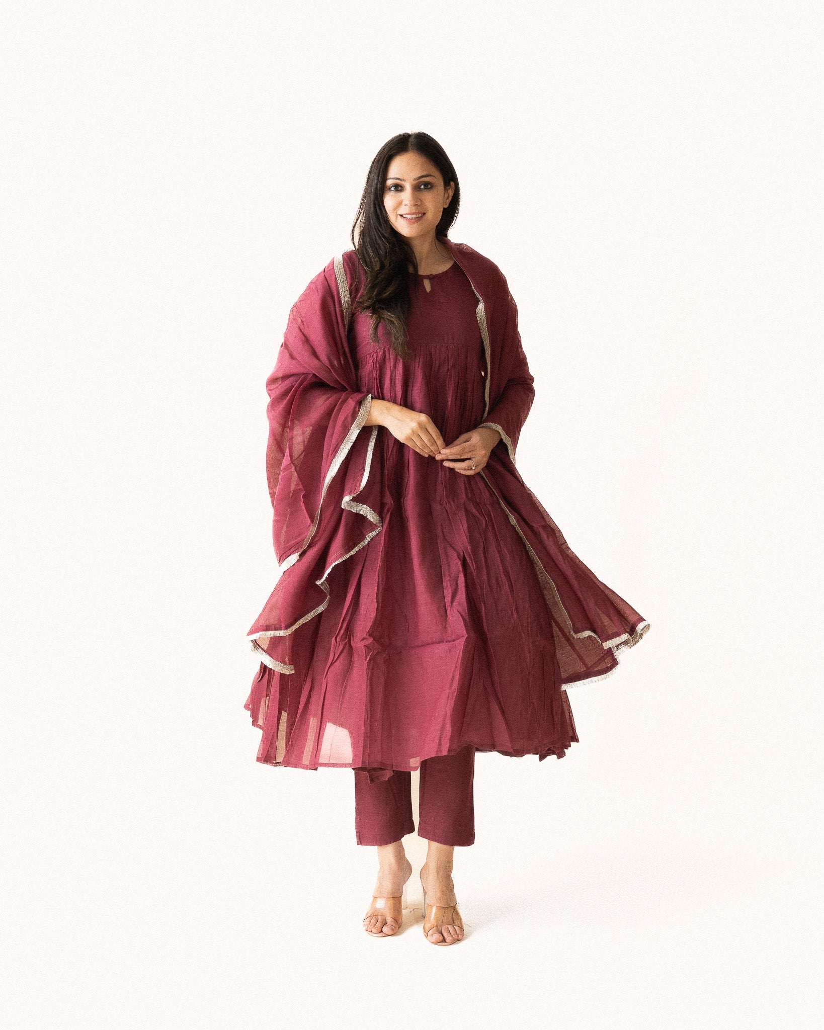 meher β kurta, pants & dupatta