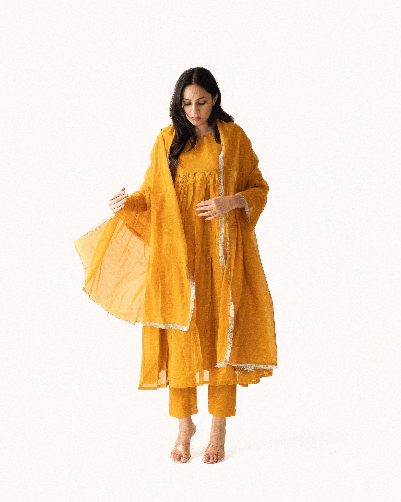 barsana β kurta, pants & dupatta