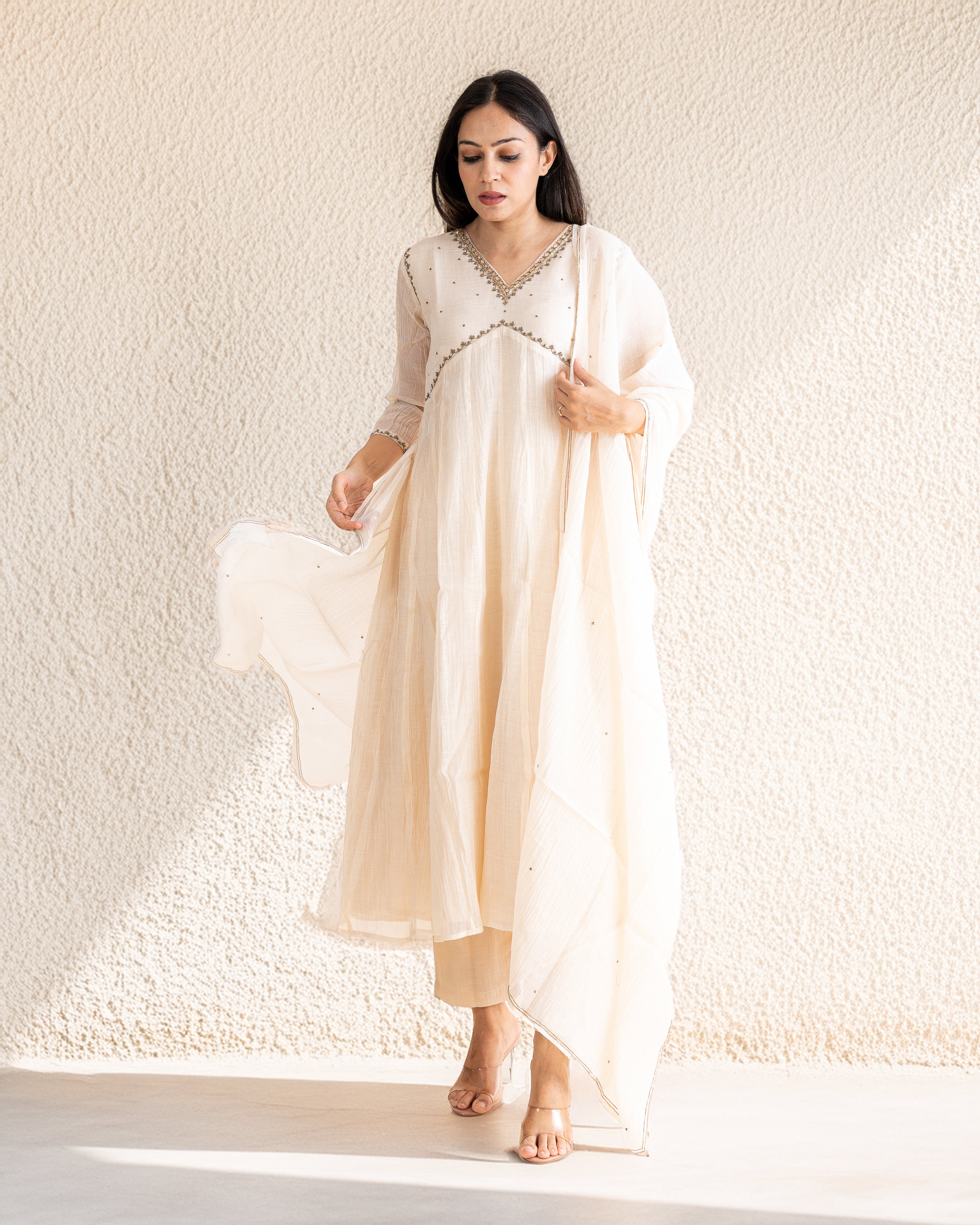 mishri β kurta, pants & dupatta