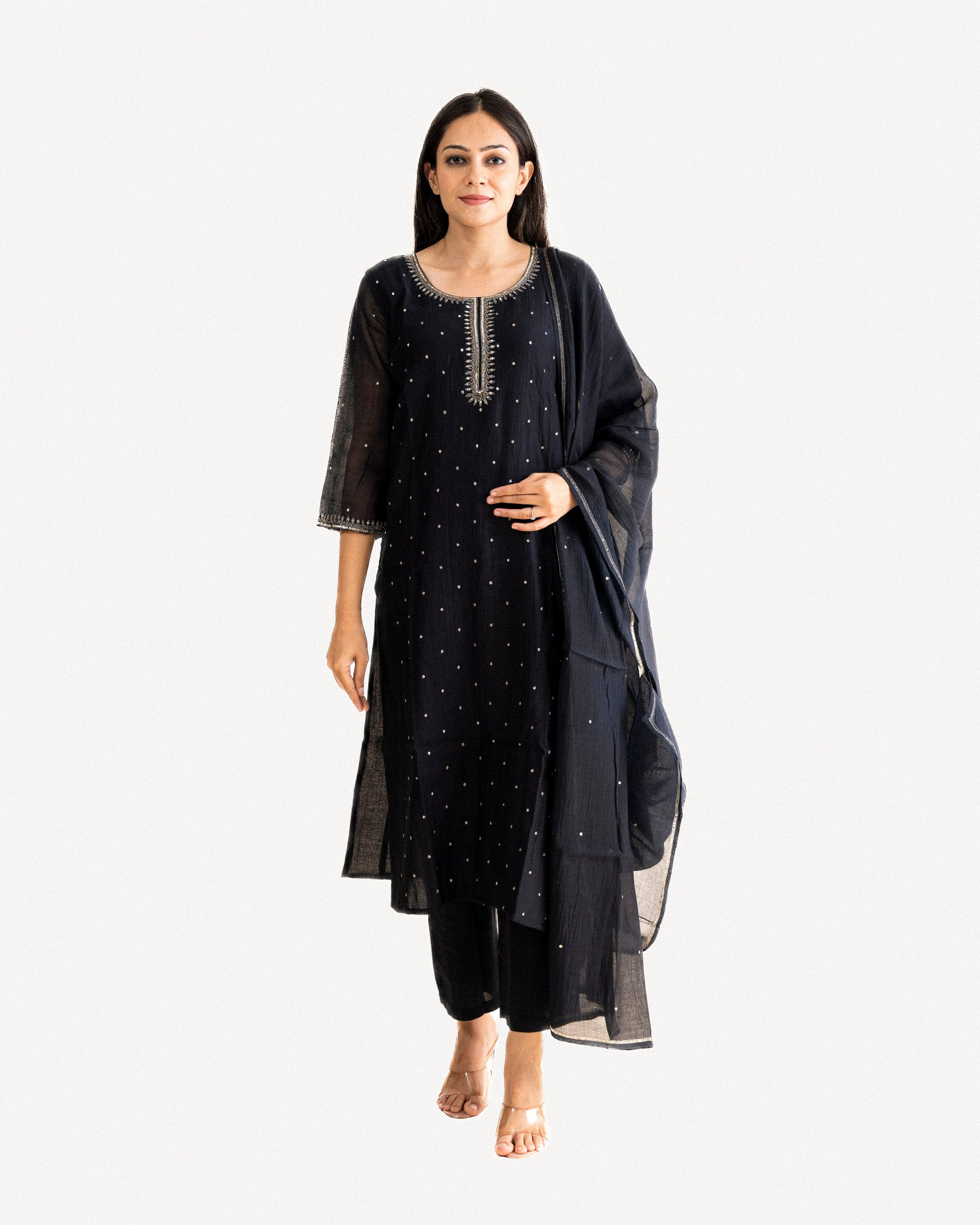 laila β kurta, pants & dupatta