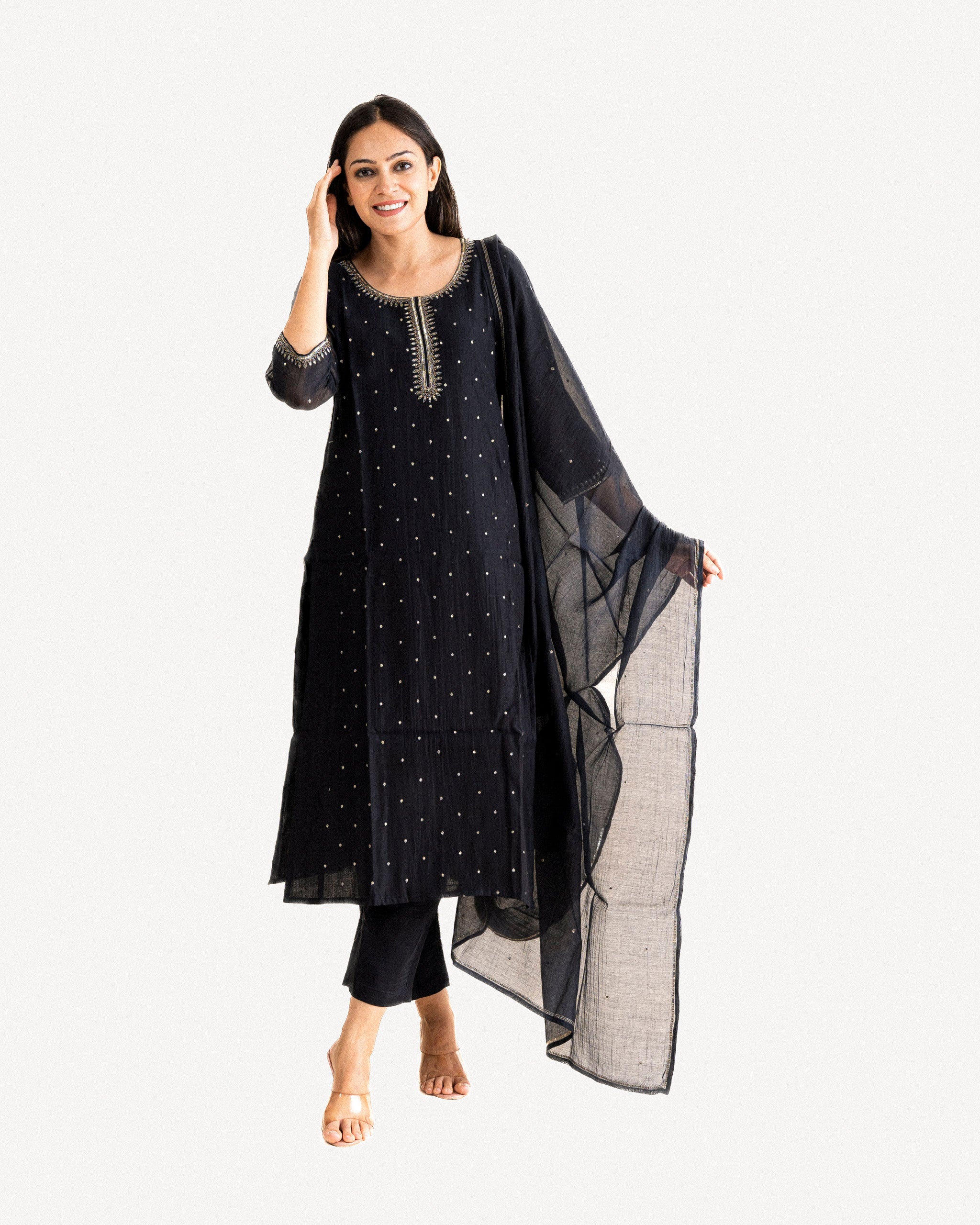 laila β kurta, pants & dupatta