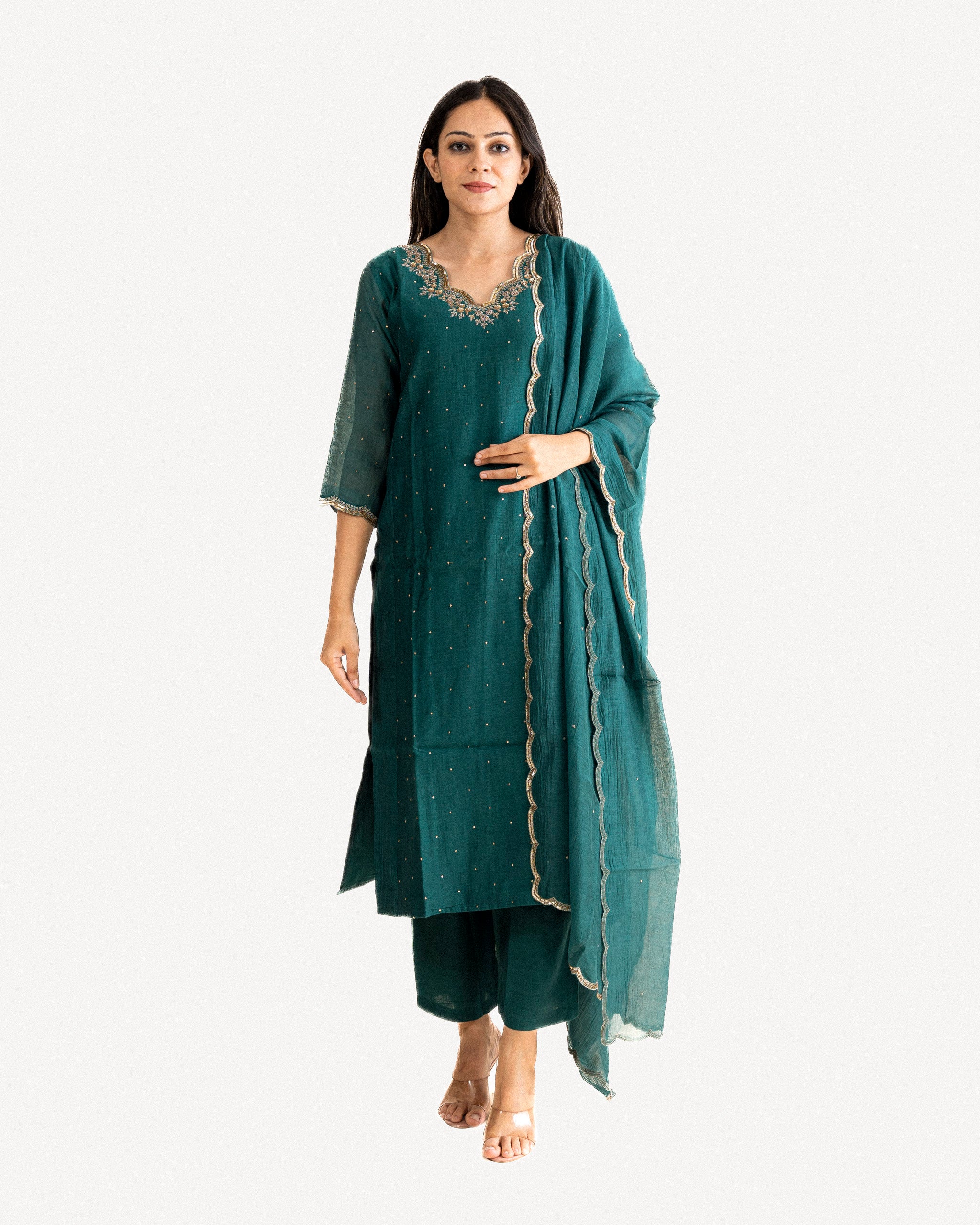 iqra β kurta, pants & dupatta