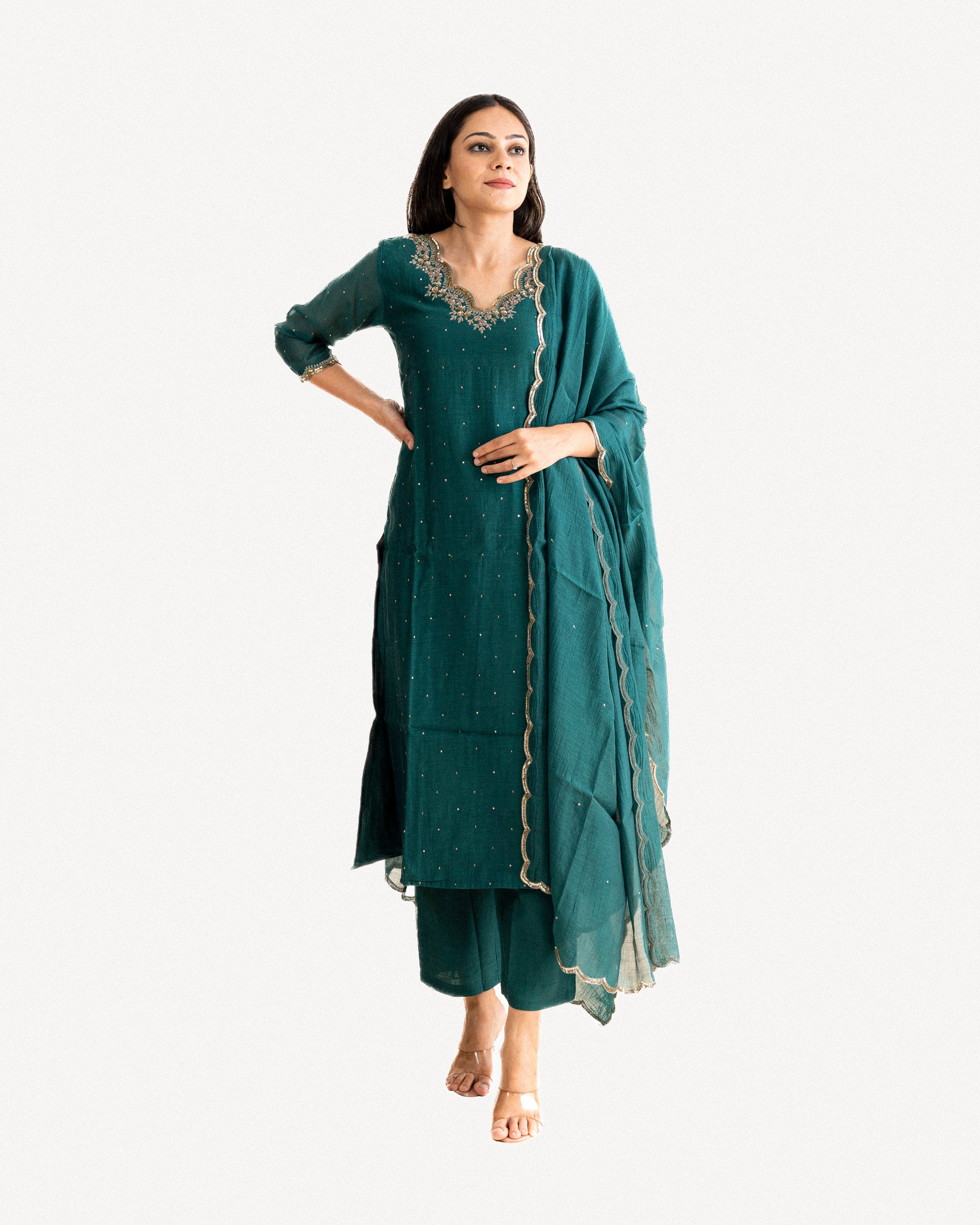 iqra β kurta, pants & dupatta