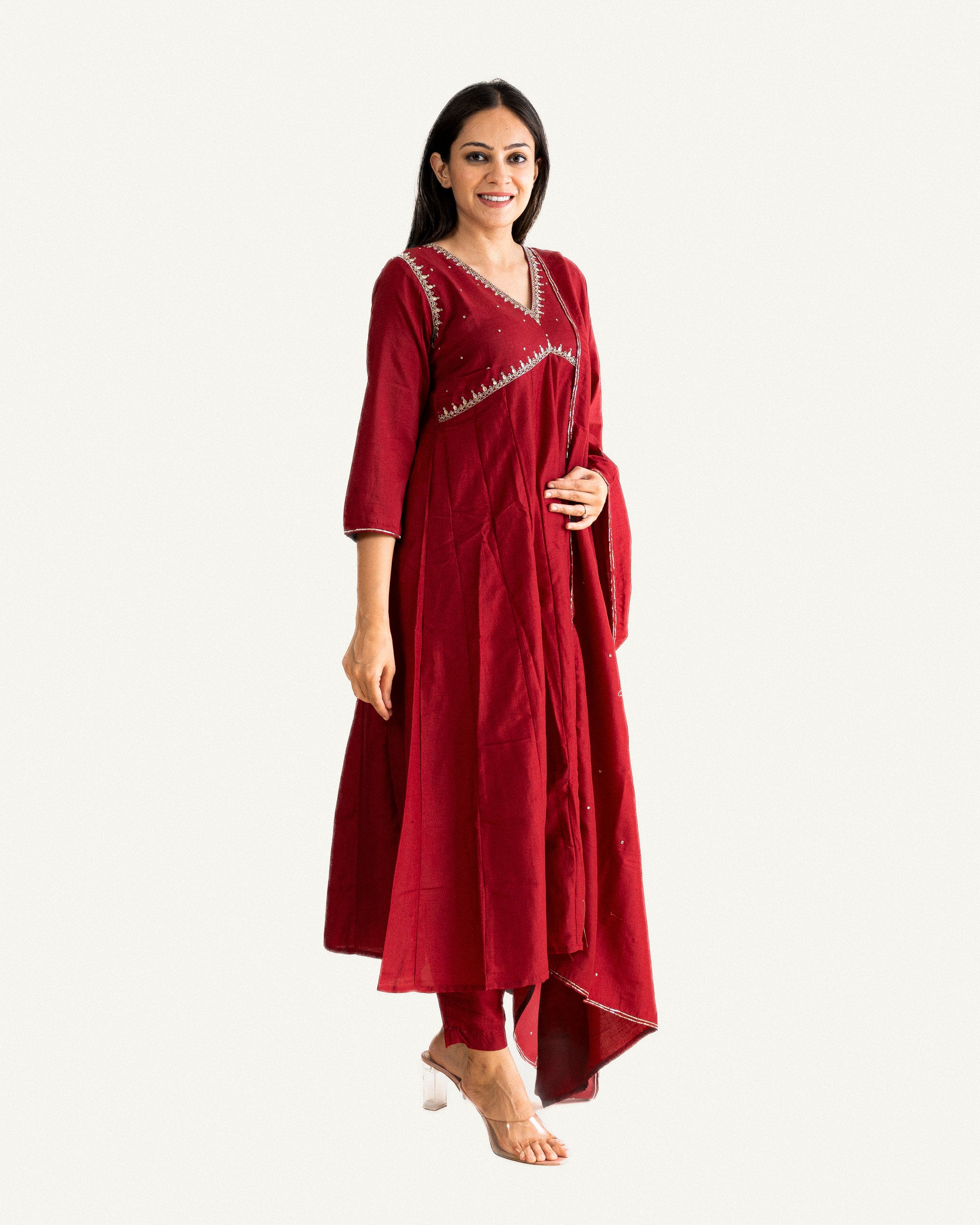 baisa β kurta, pants & dupatta
